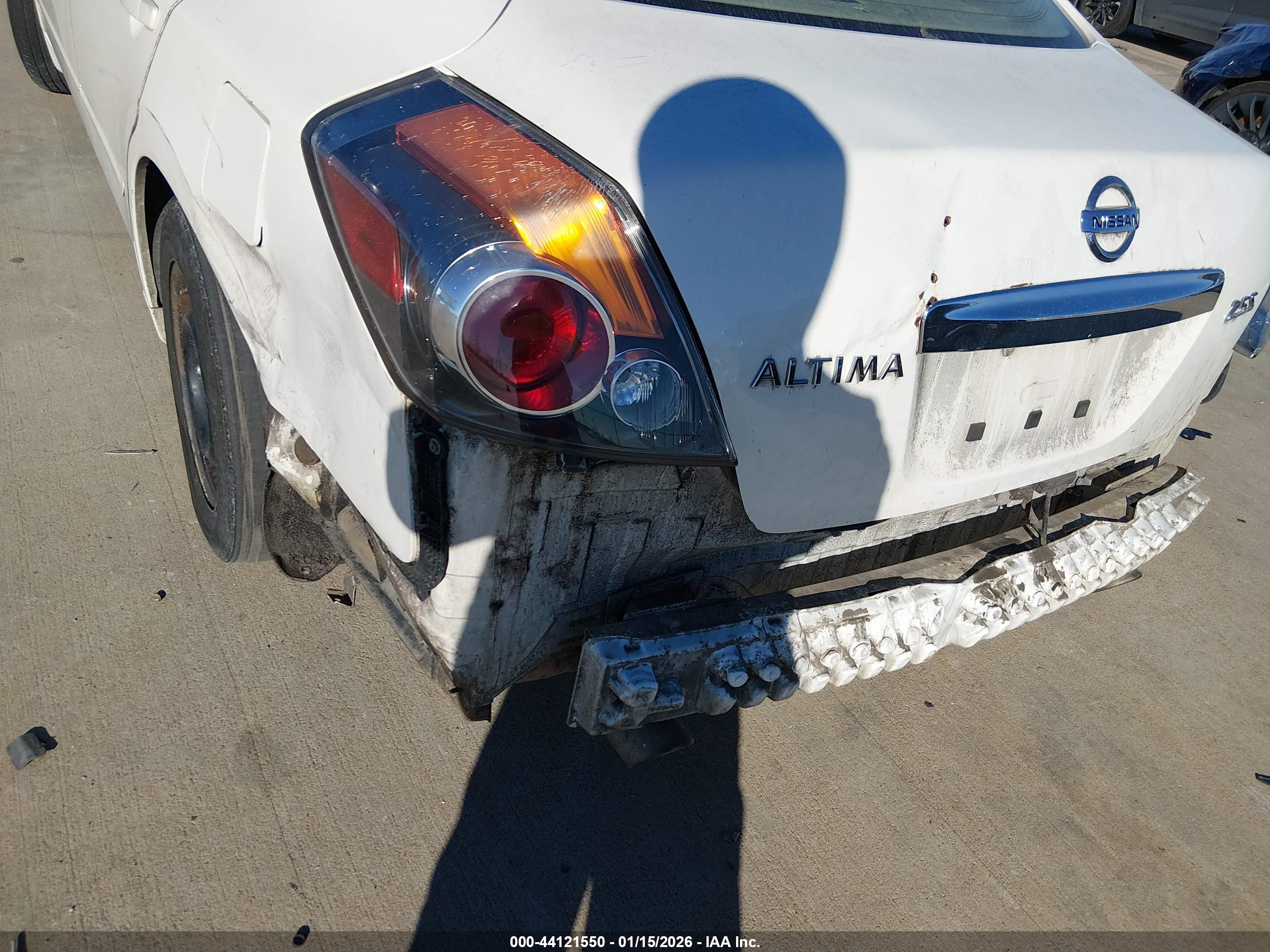 NISSAN ALTIMA image 6