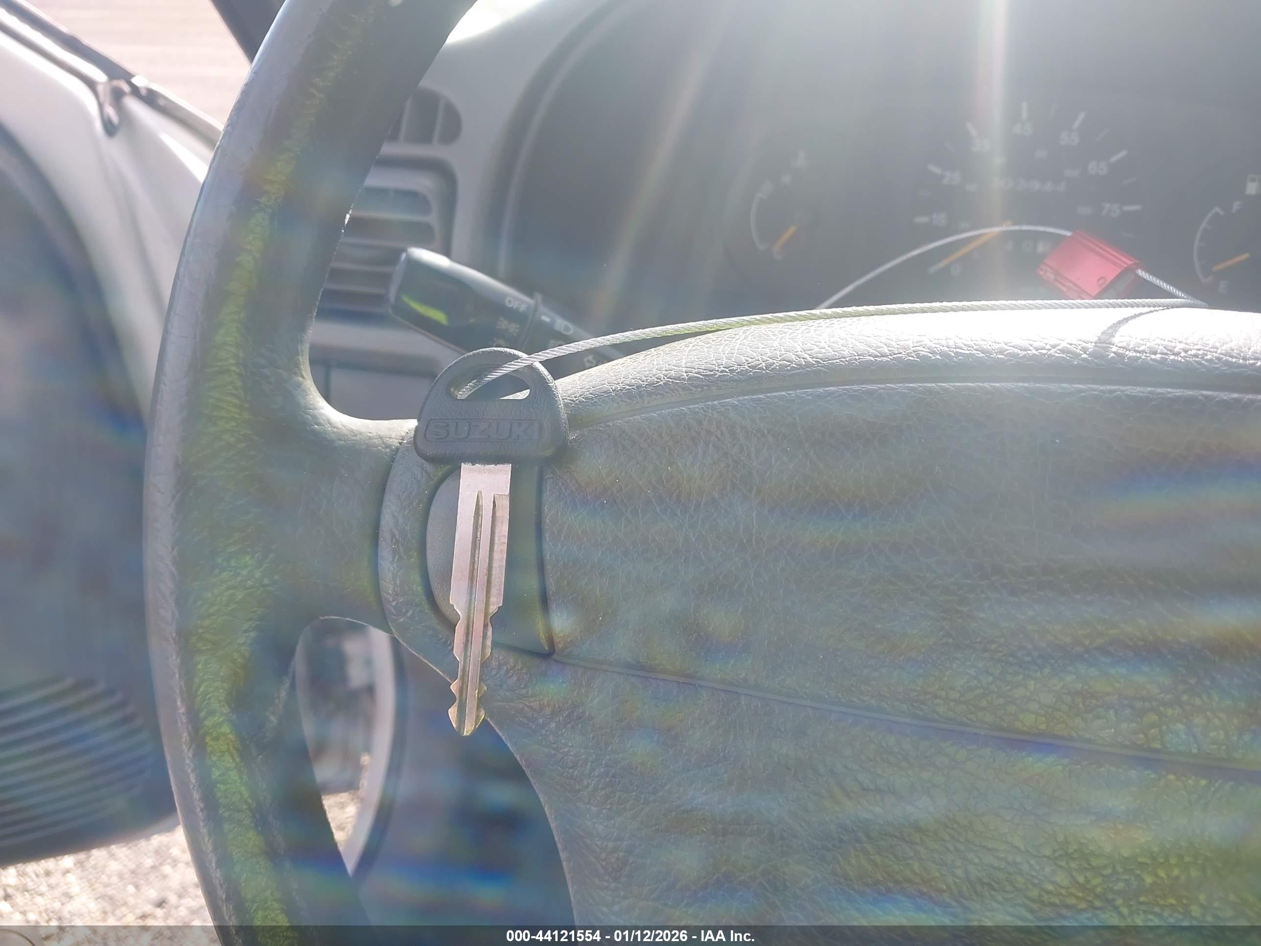 SUZUKI ESTEEM image 11