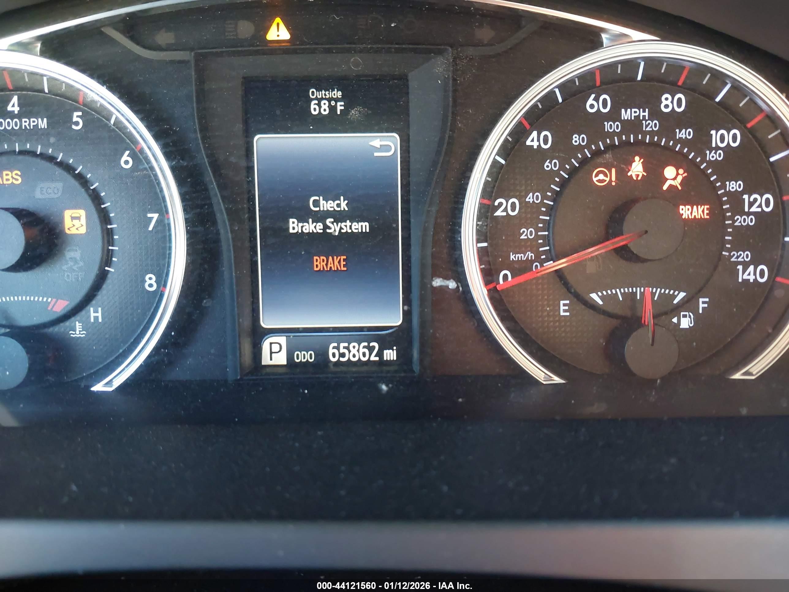 TOYOTA CAMRY image 7