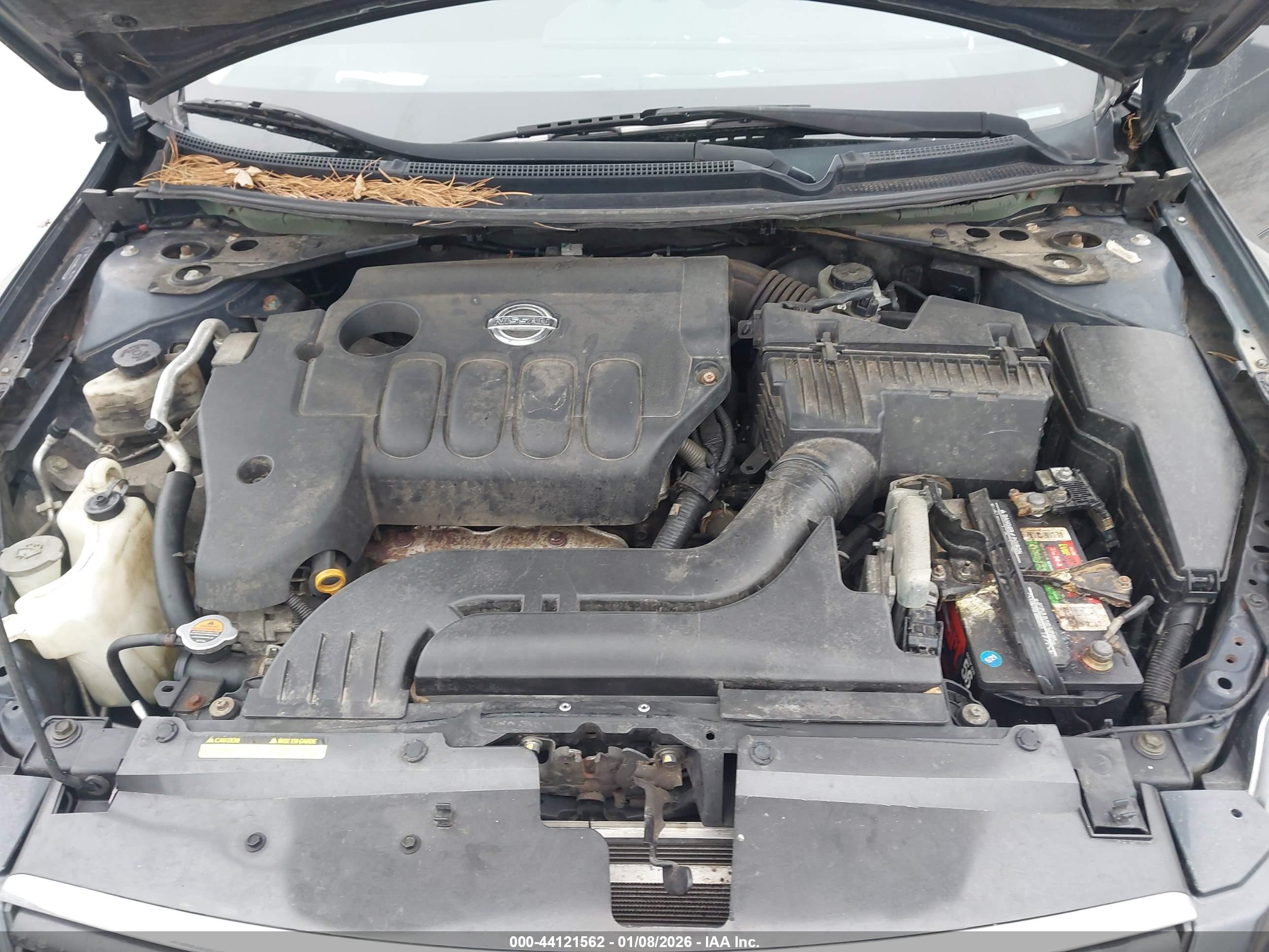 NISSAN ALTIMA image 10