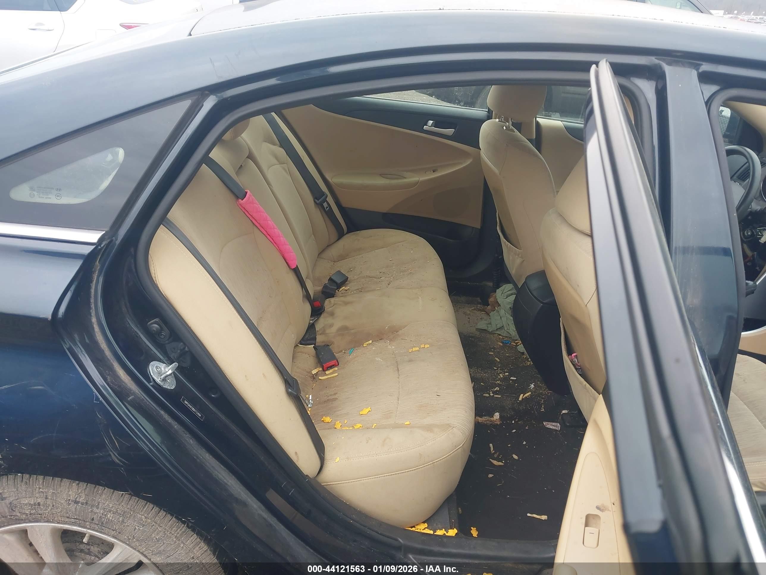 HYUNDAI SONATA image 8