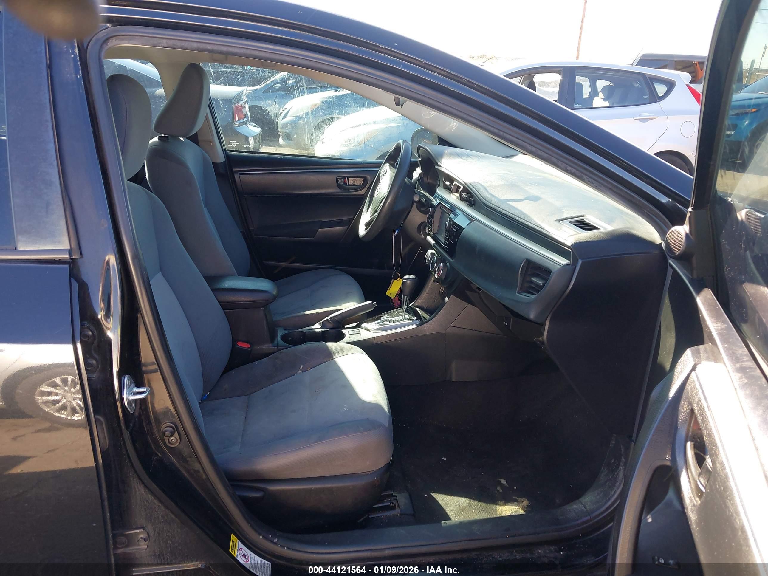 TOYOTA COROLLA image 5