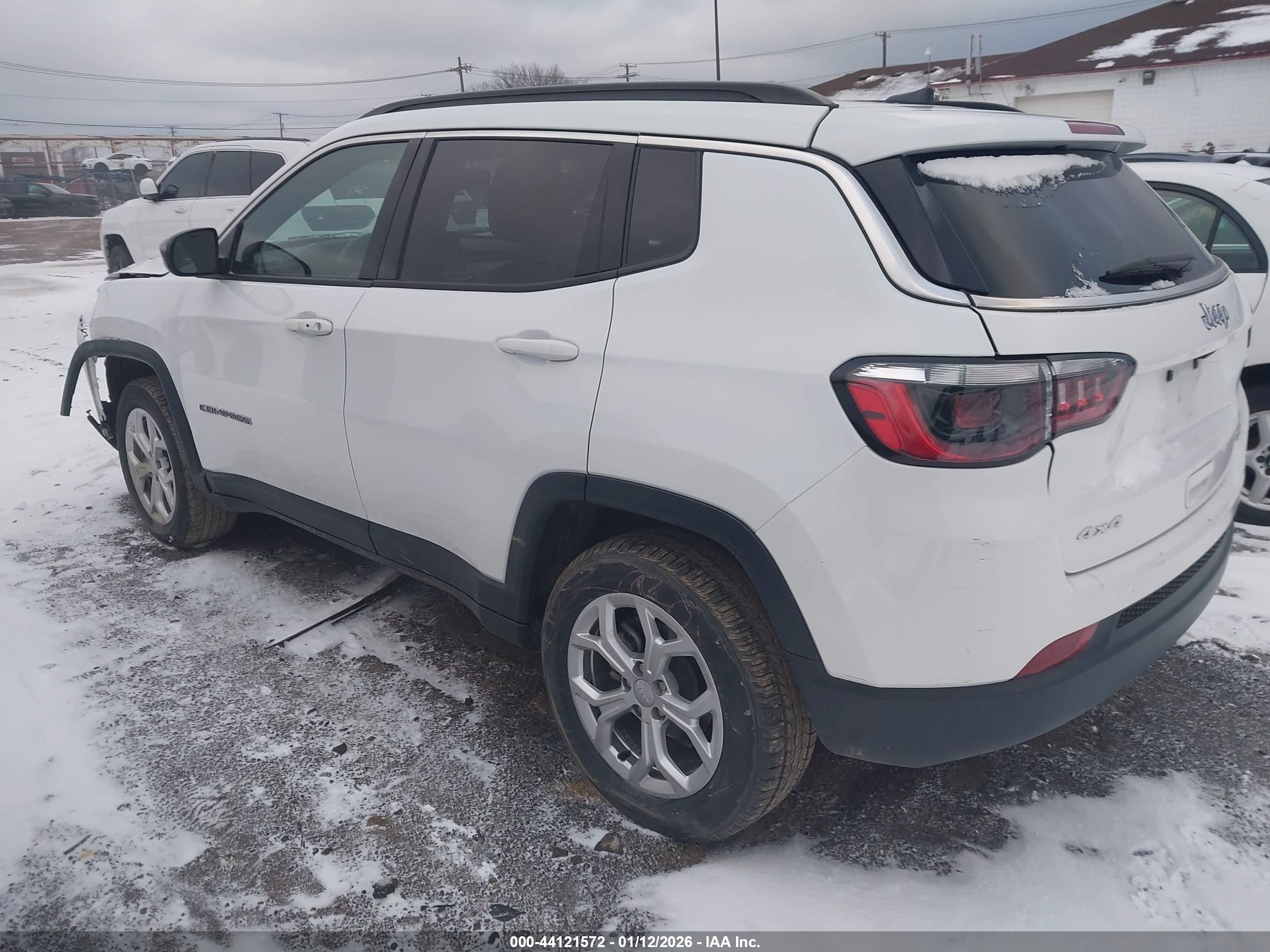 JEEP COMPASS image 3