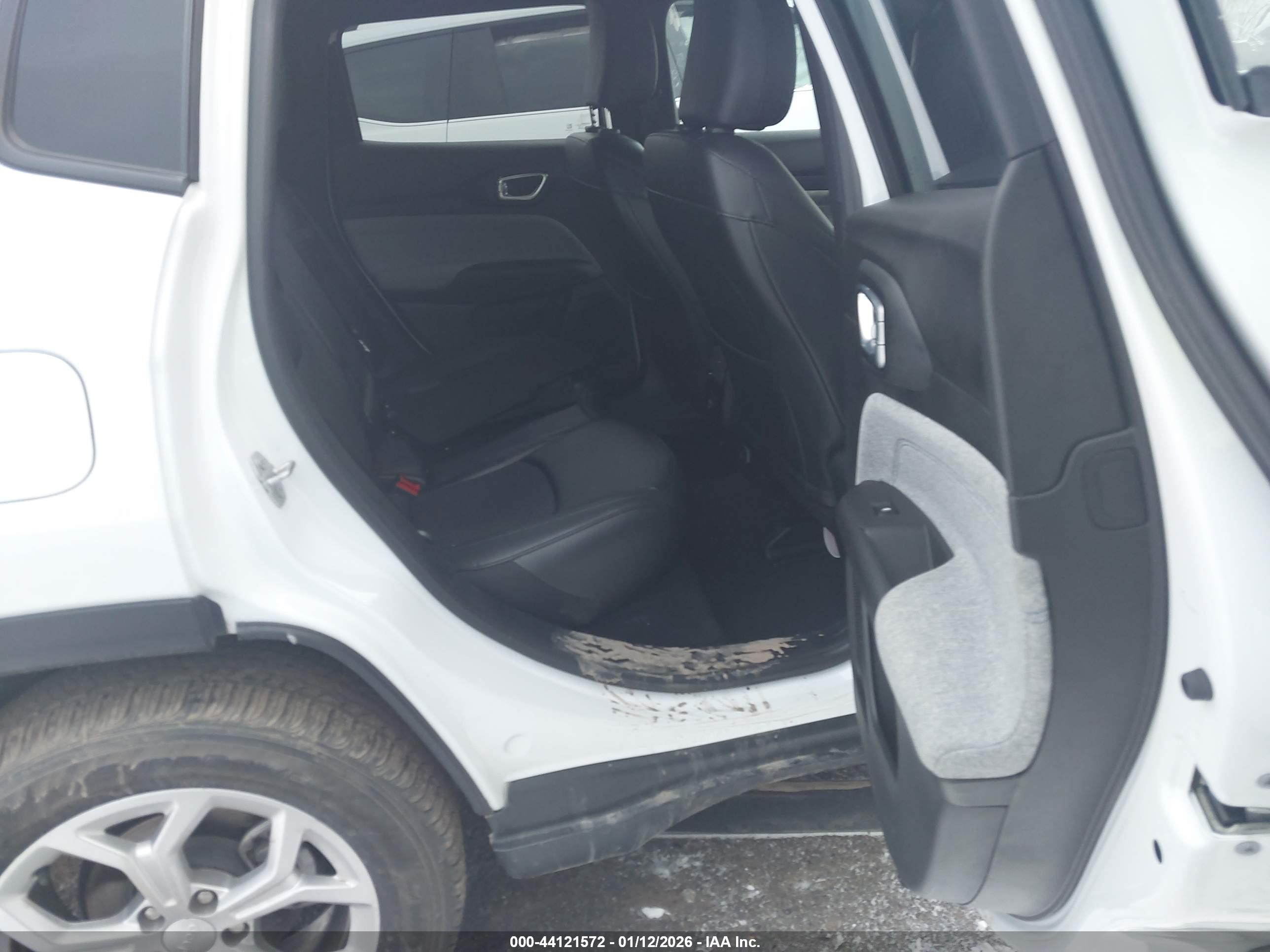 JEEP COMPASS image 8