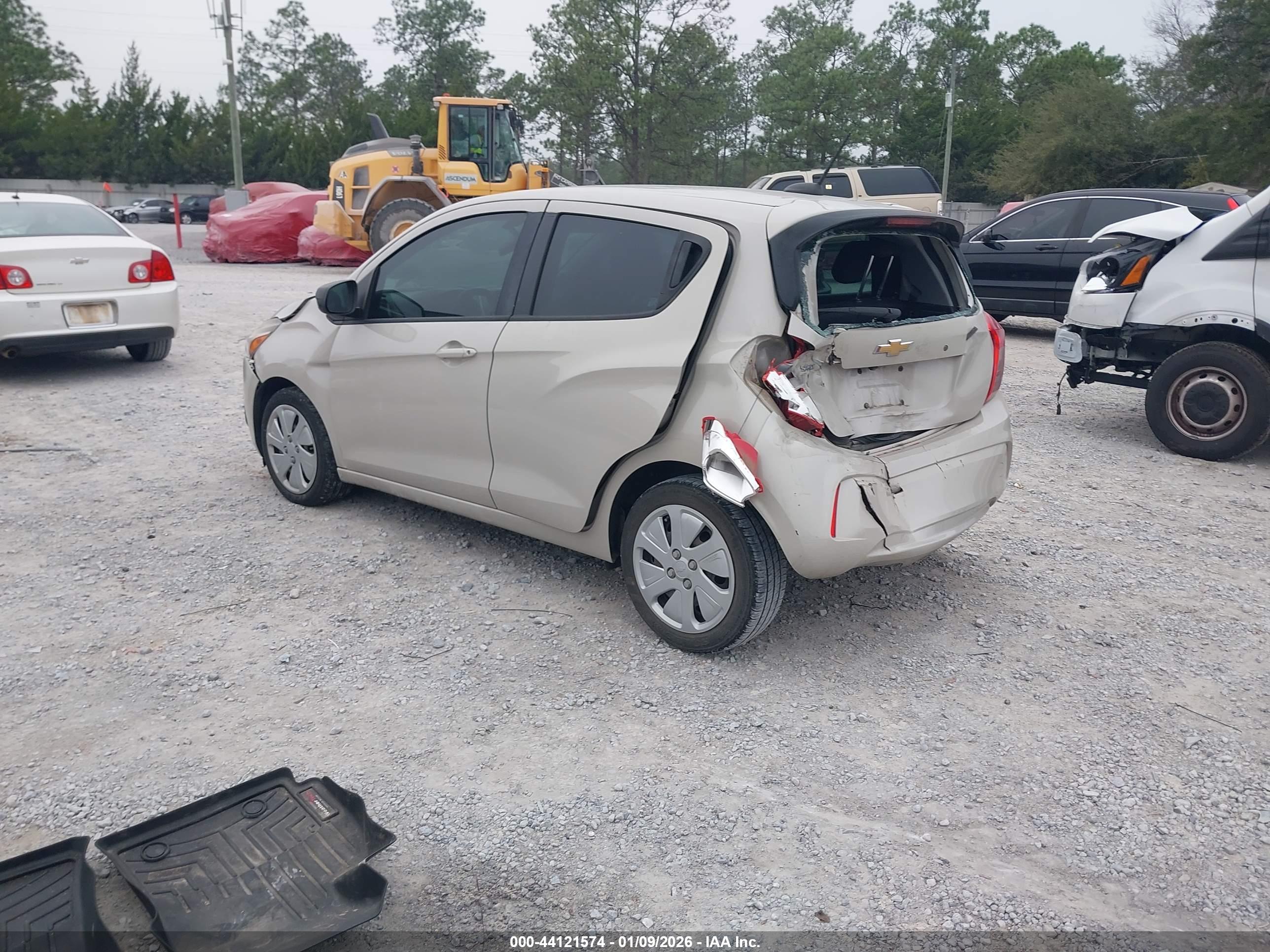 CHEVROLET SPARK image 3