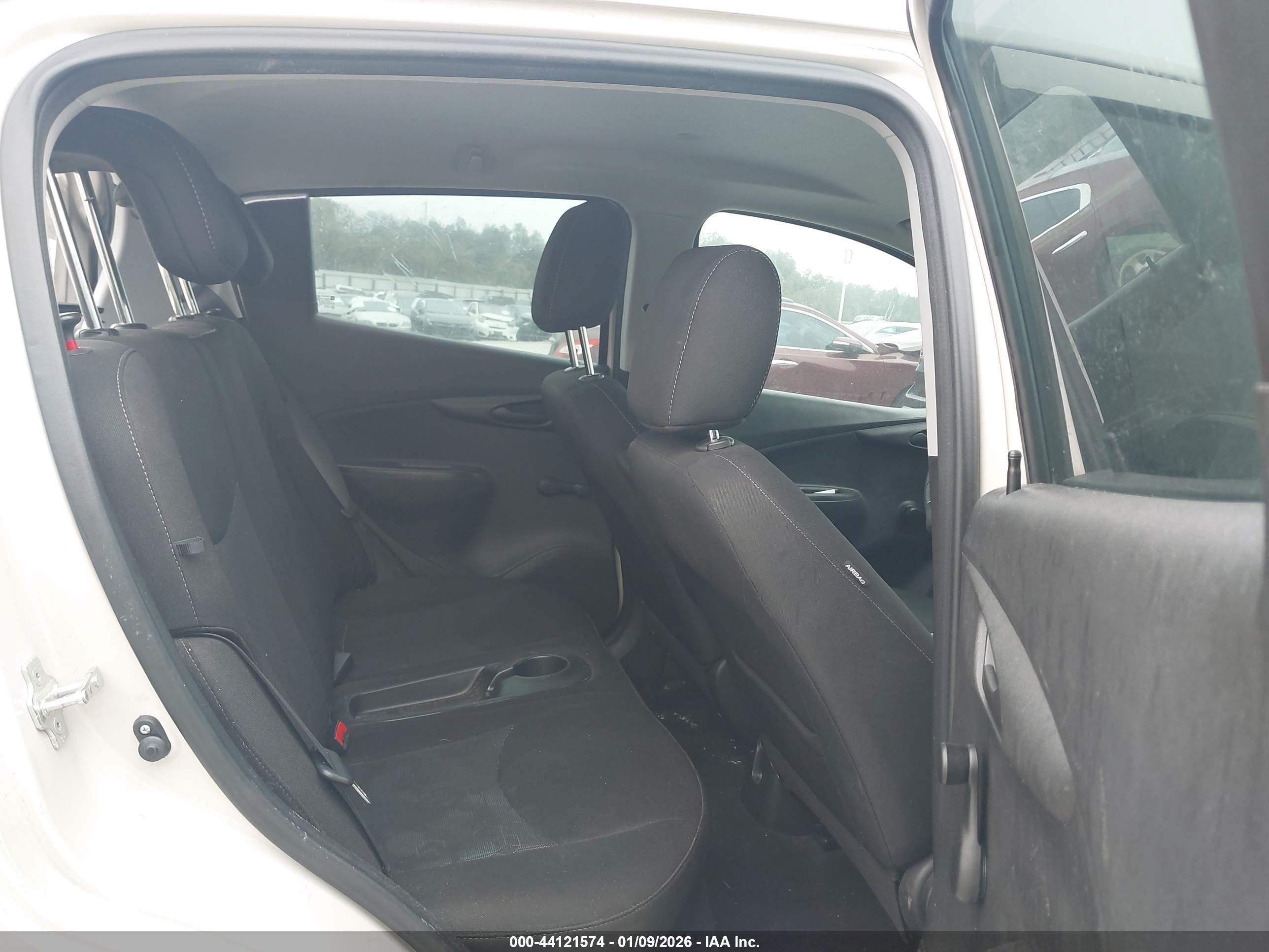 CHEVROLET SPARK image 8