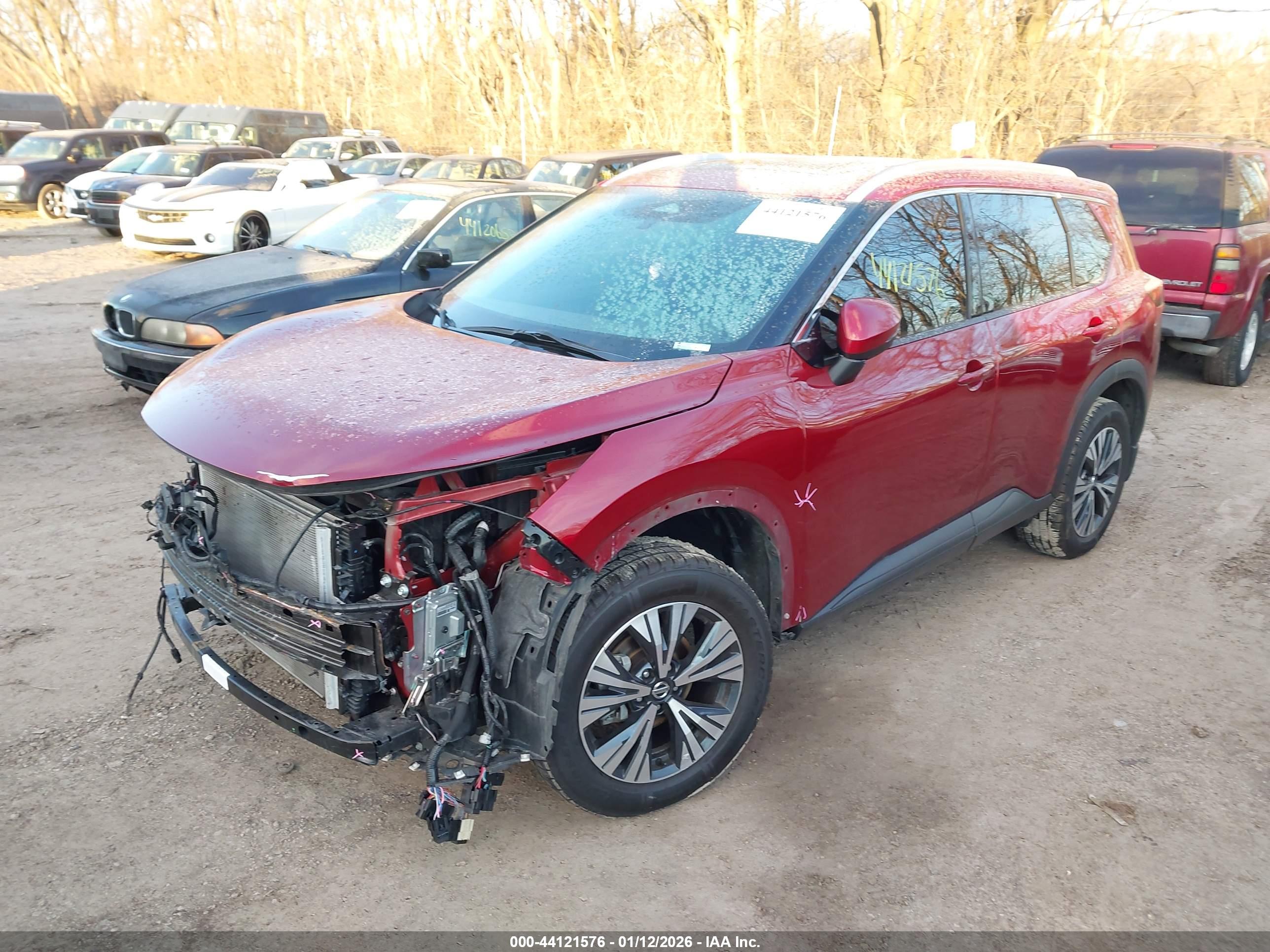 NISSAN ROGUE image 2