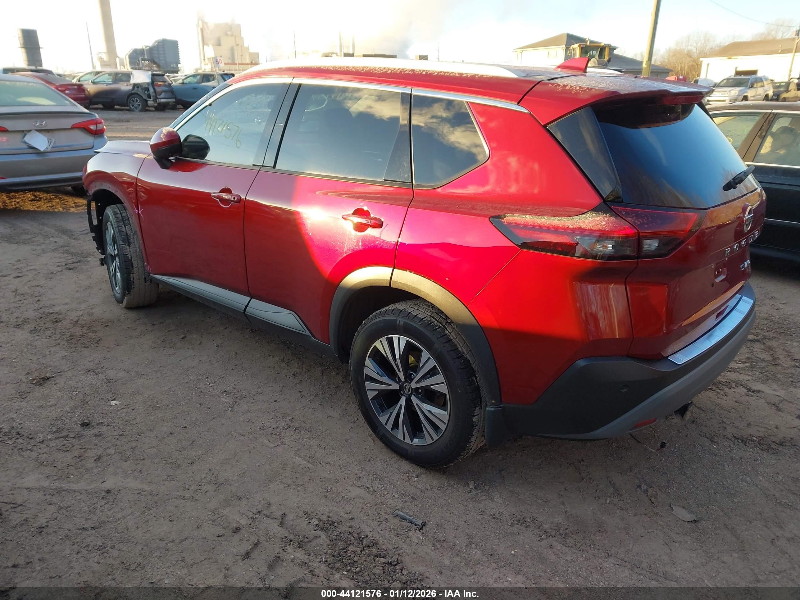 NISSAN ROGUE image 3