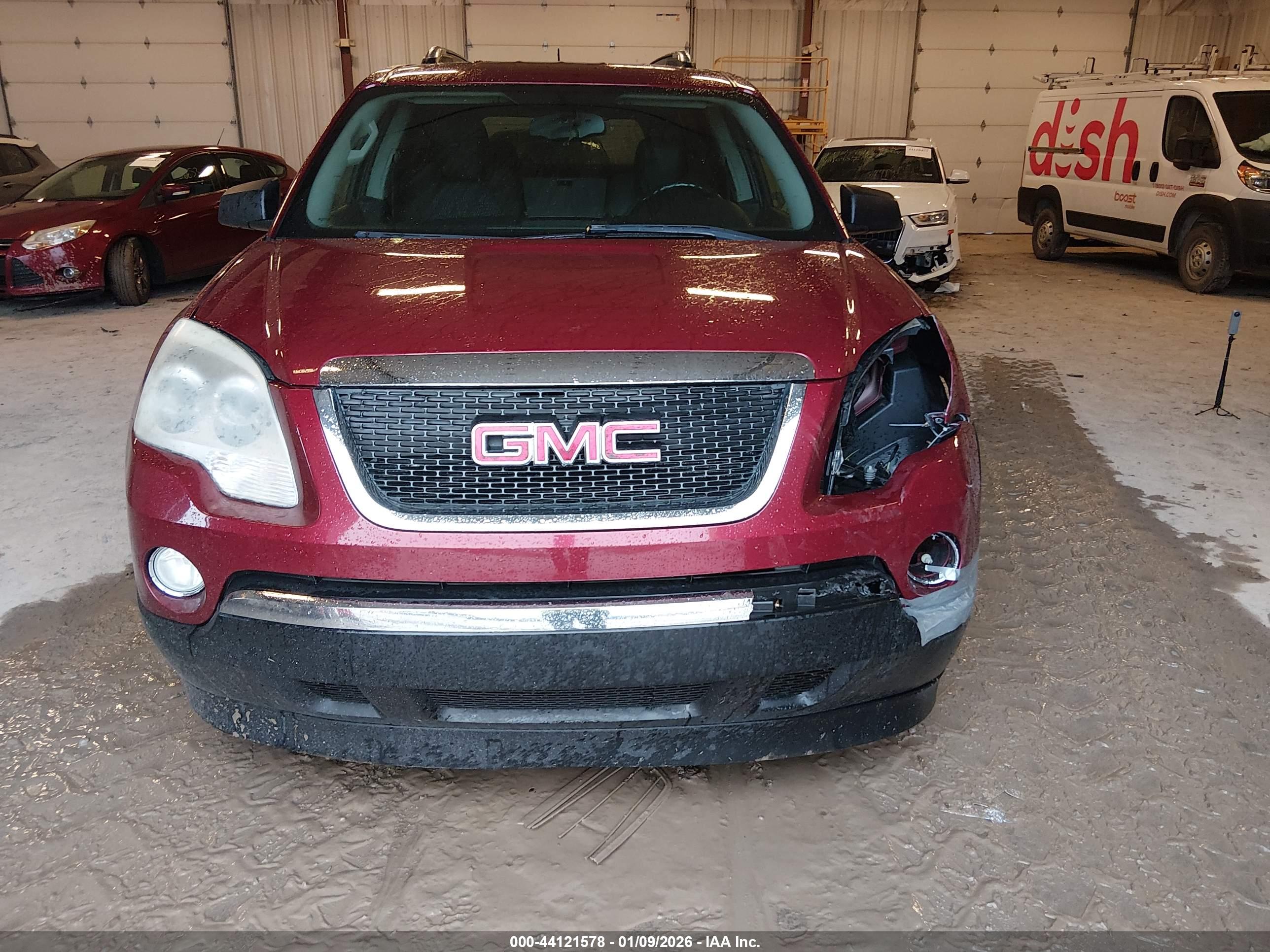 GMC ACADIA image 6