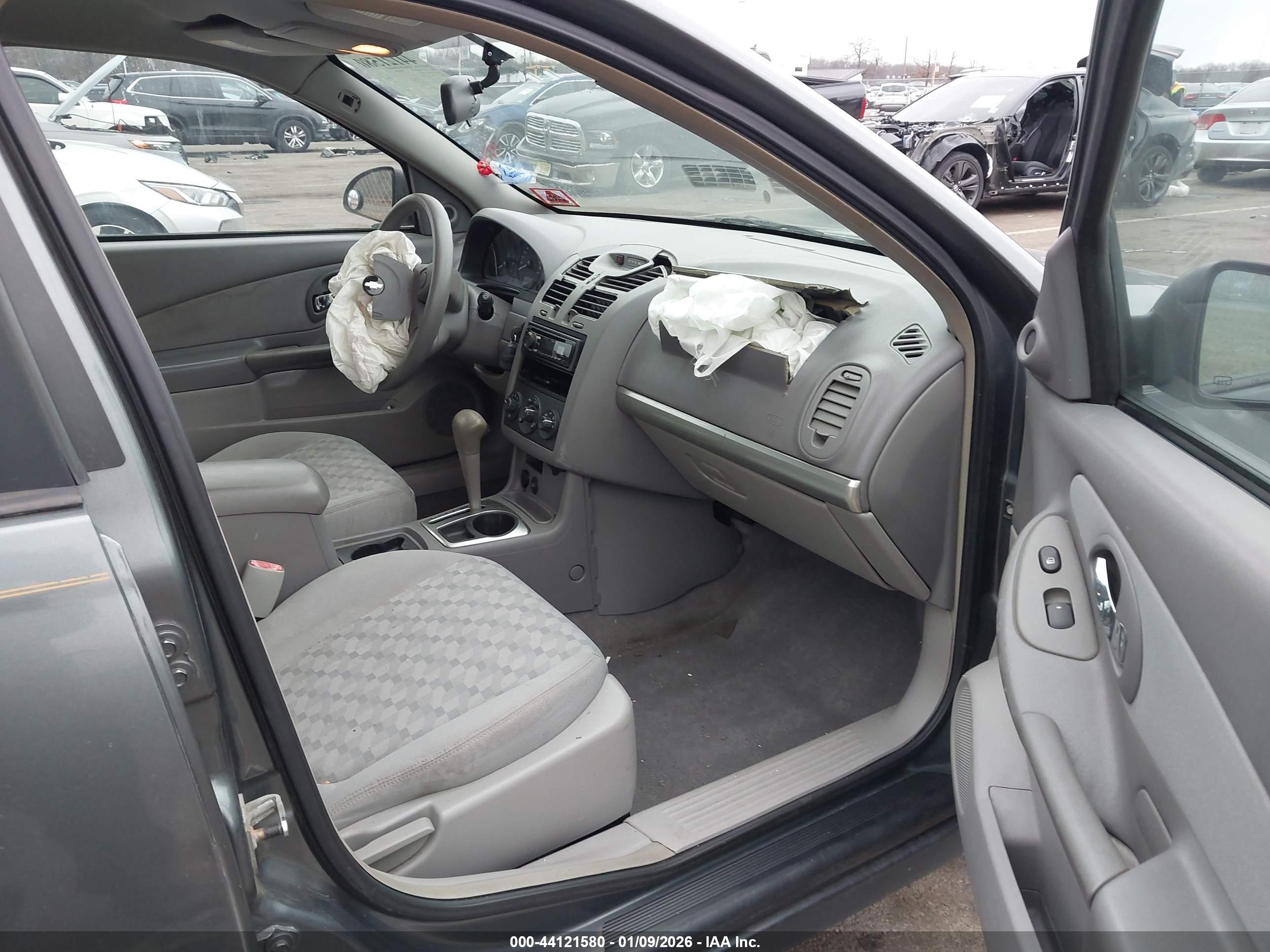 CHEVROLET MALIBU image 5