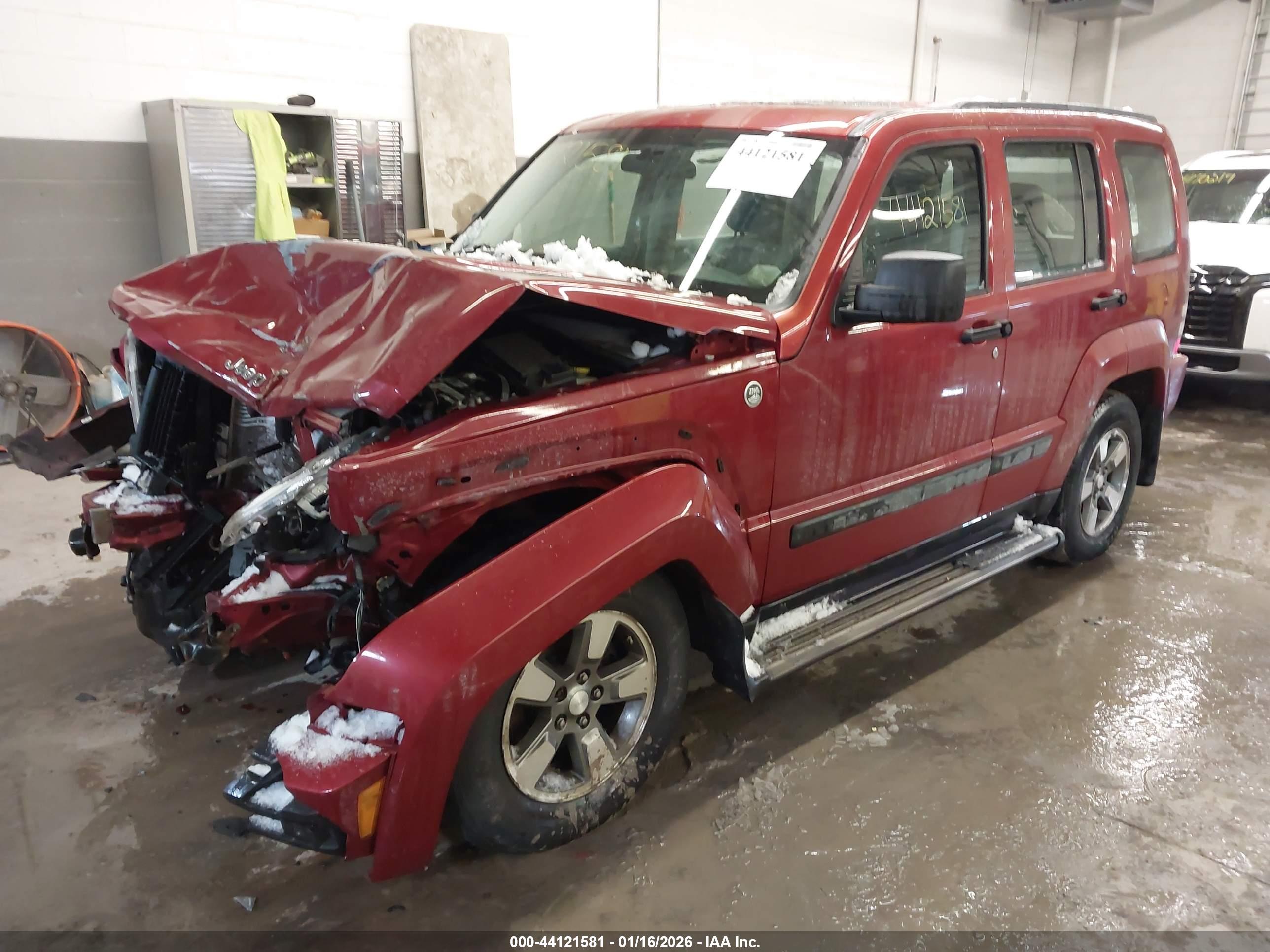 JEEP LIBERTY image 2