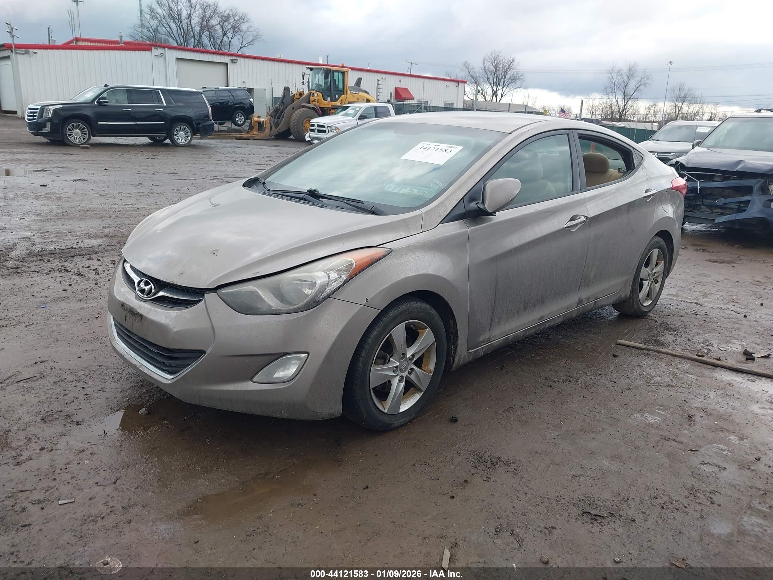 HYUNDAI ELANTRA image 2