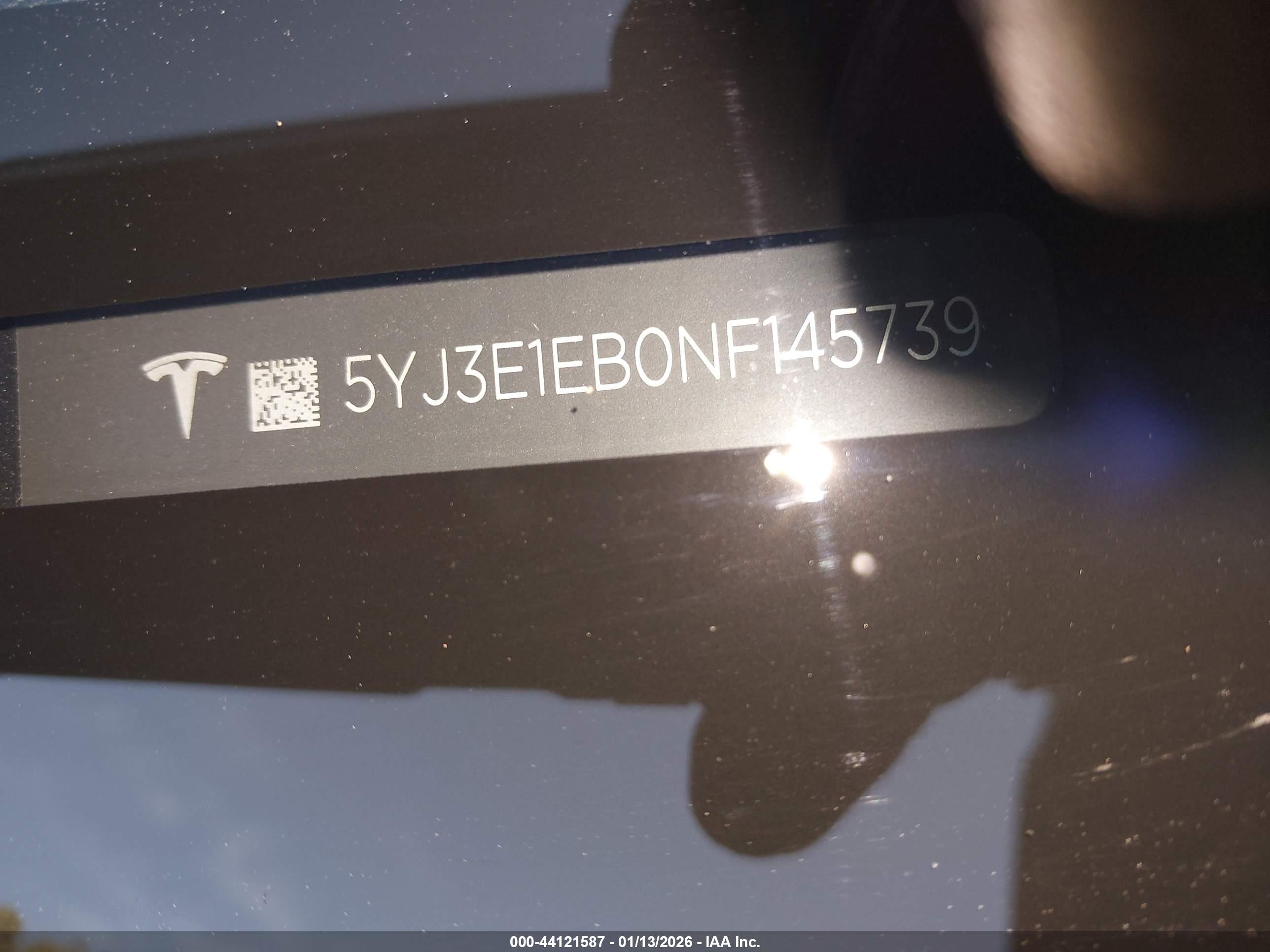 TESLA MODEL image 9