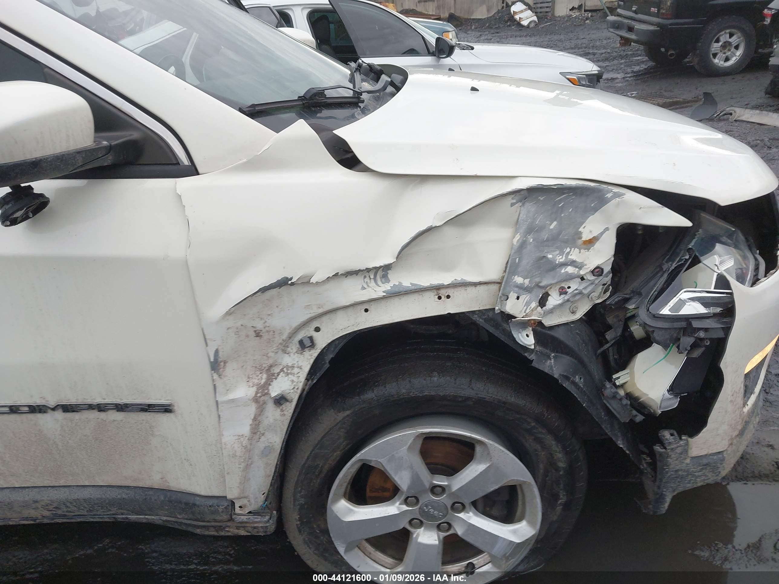 JEEP COMPASS image 6