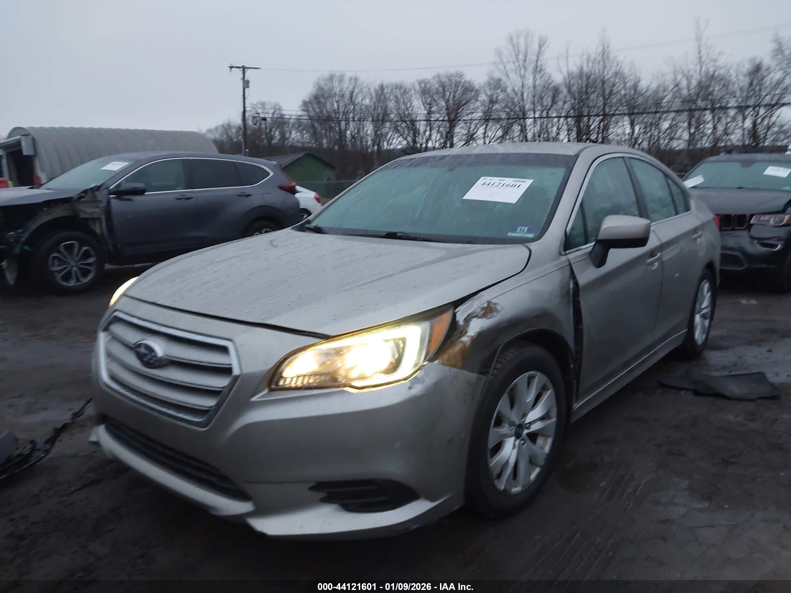SUBARU LEGACY image 6