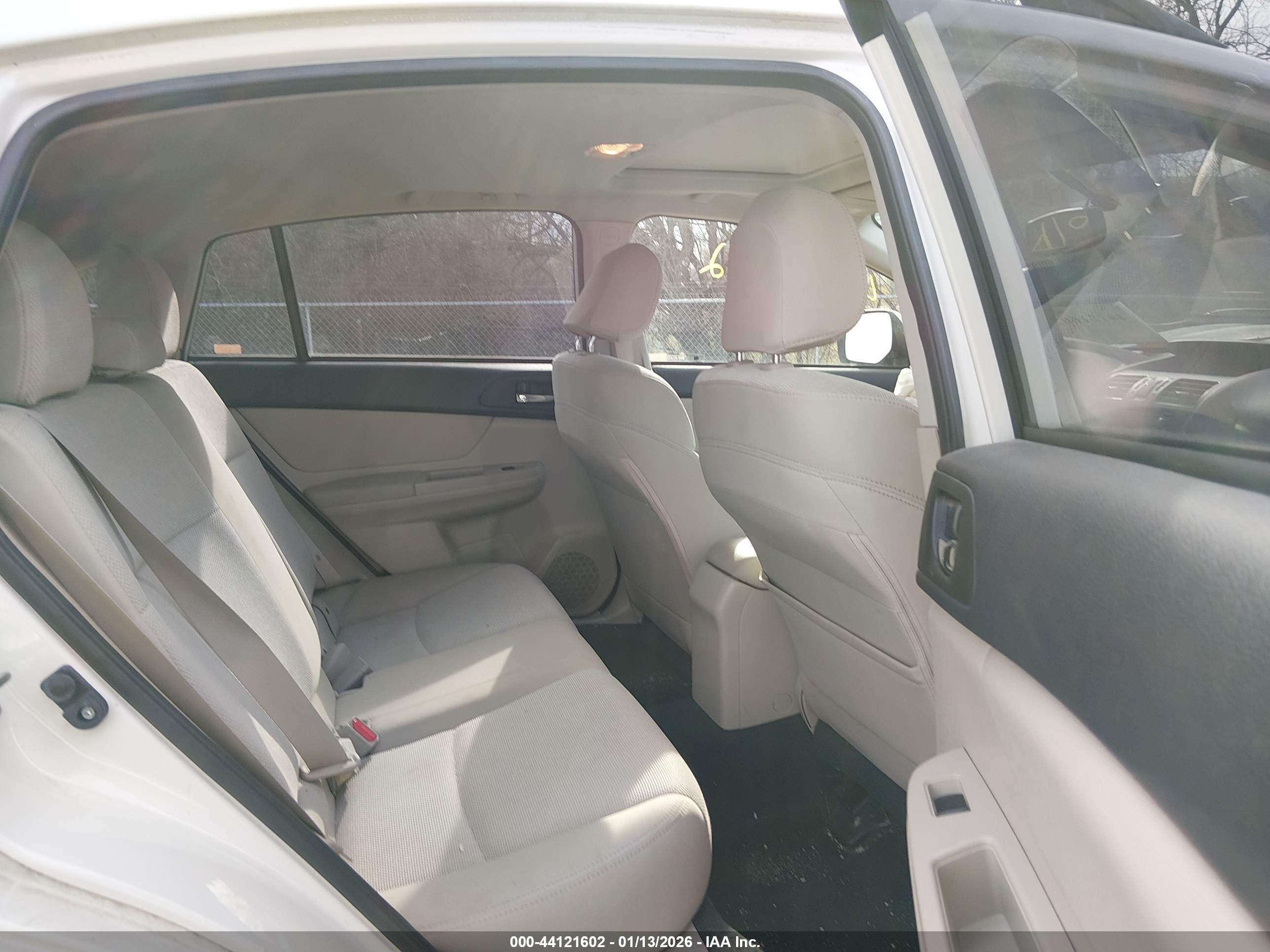 SUBARU XV image 8