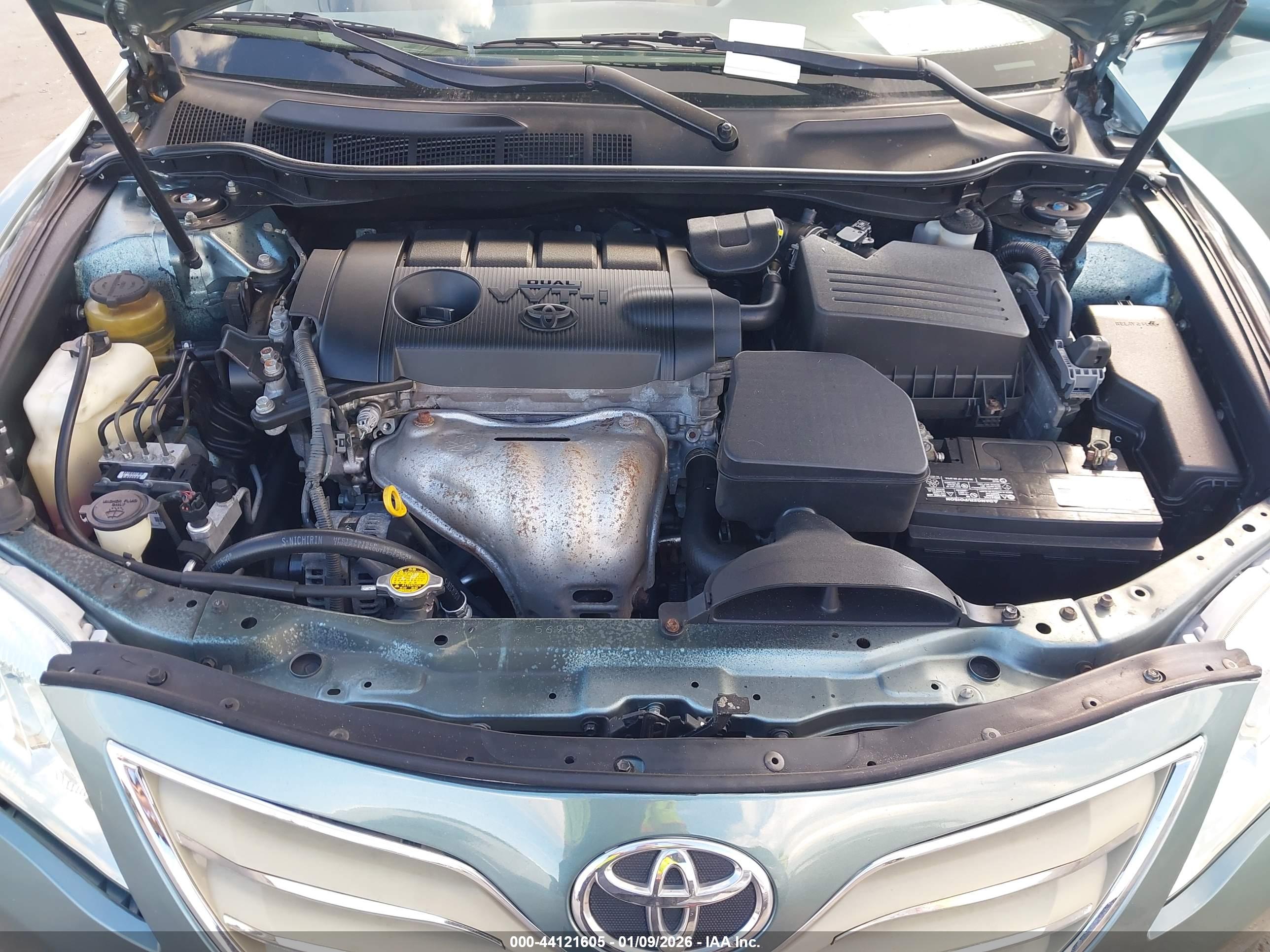 TOYOTA CAMRY image 10