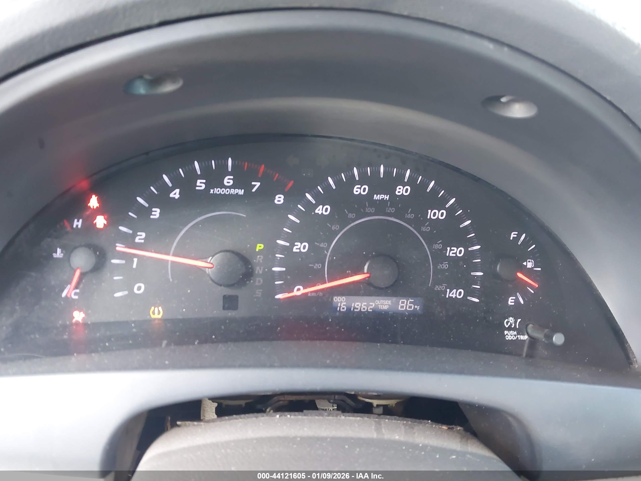 TOYOTA CAMRY image 7