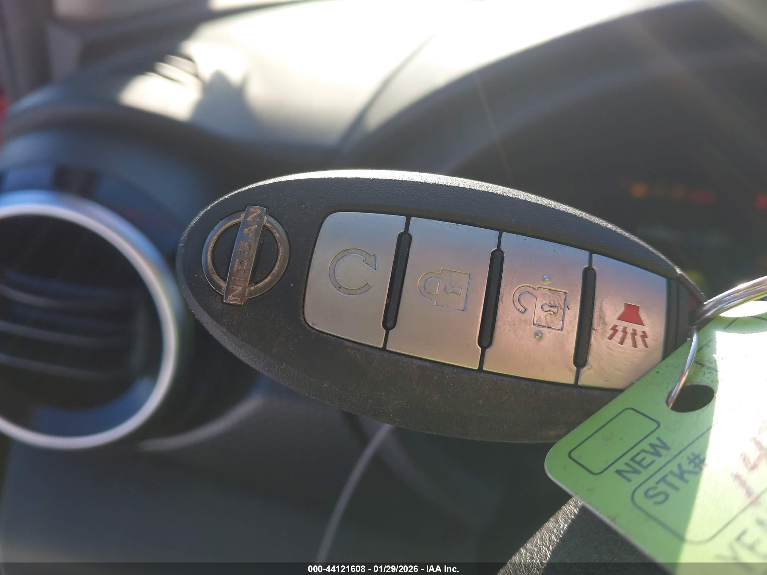 NISSAN KICKS image 11