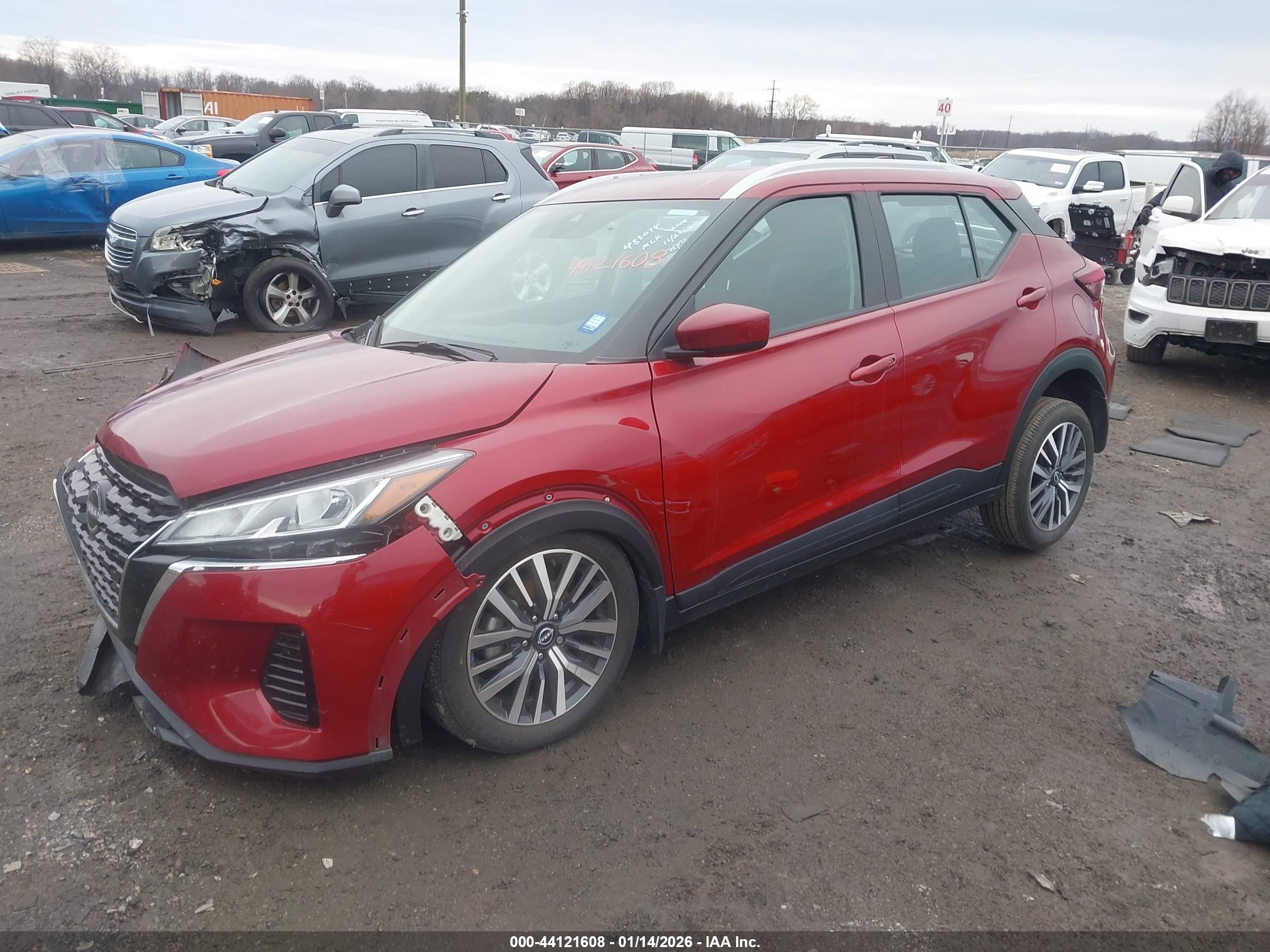 NISSAN KICKS image 2