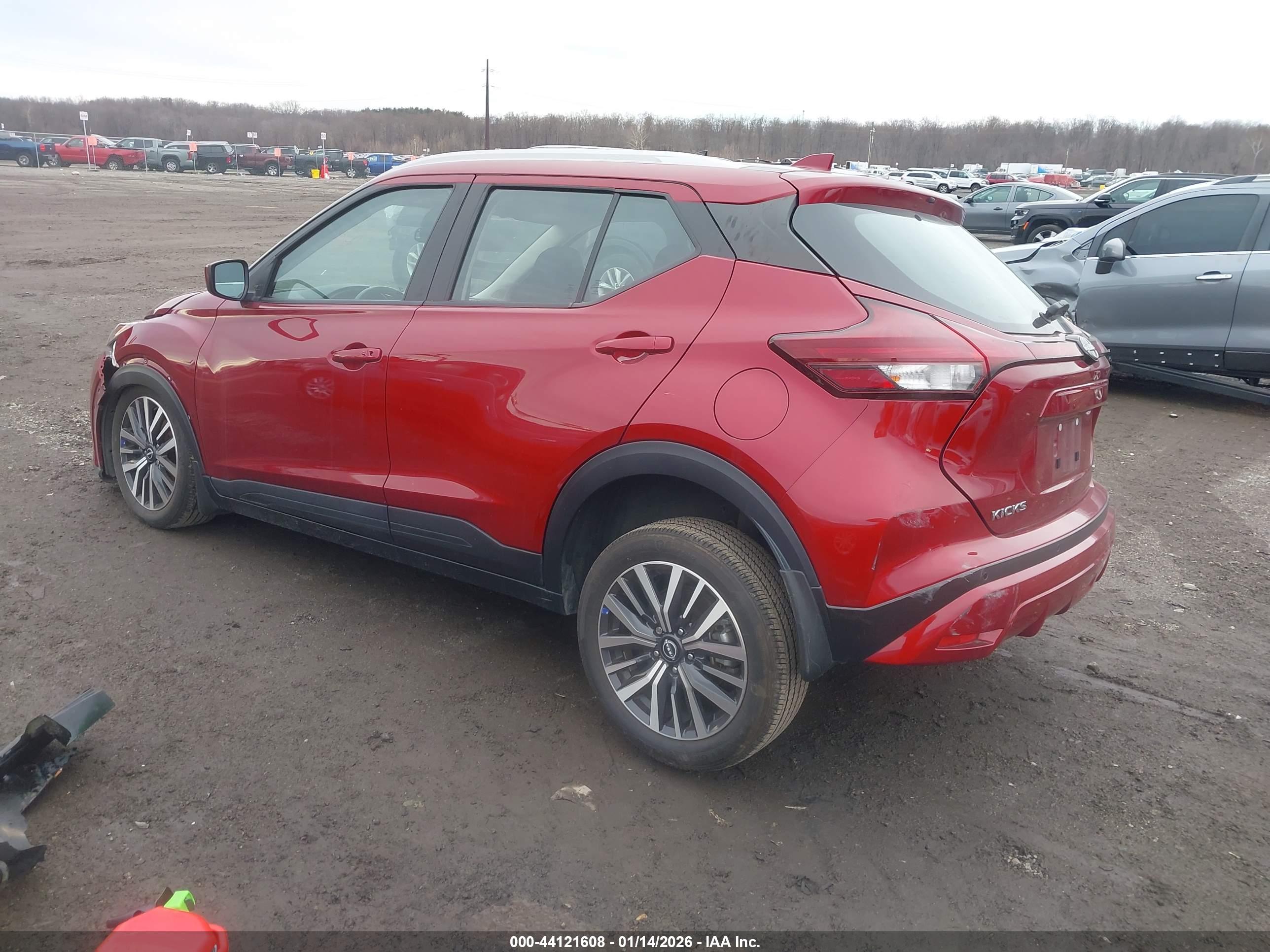 NISSAN KICKS image 3