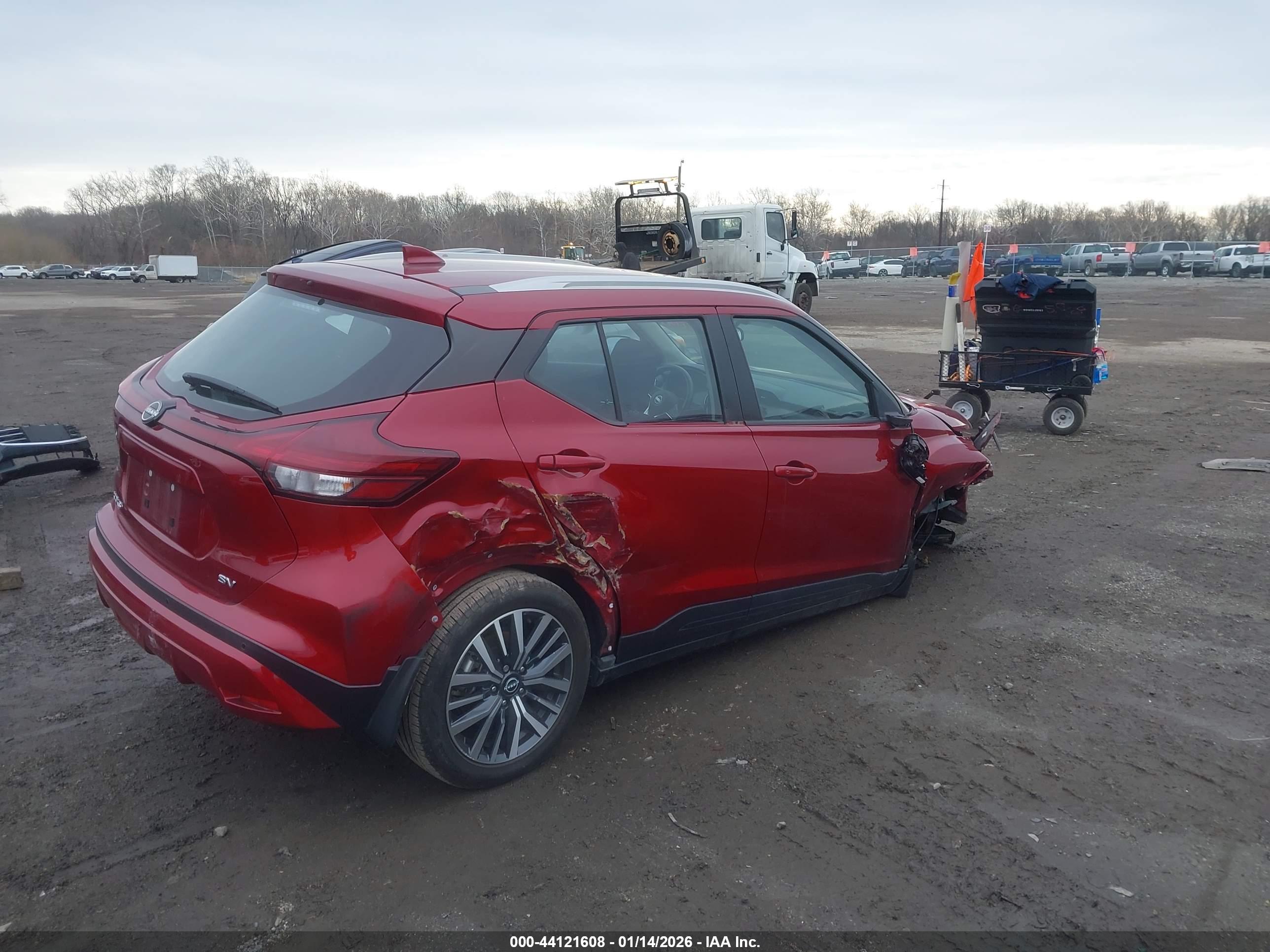 NISSAN KICKS image 4