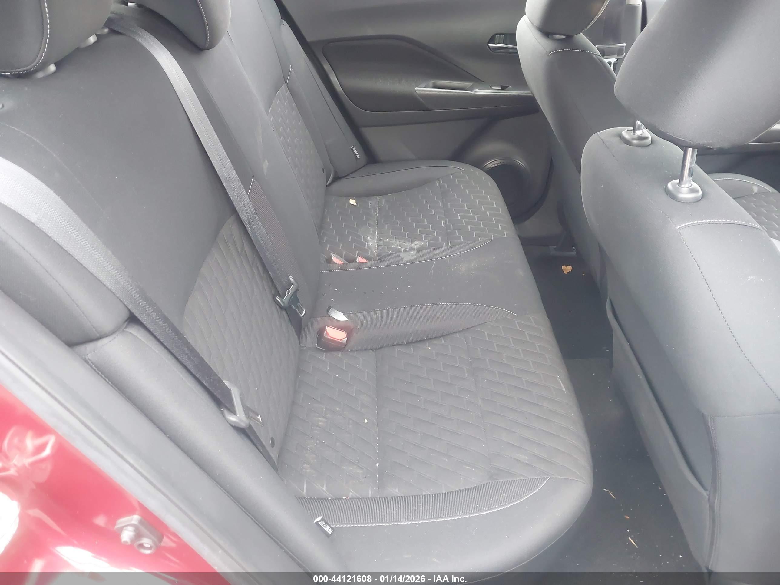 NISSAN KICKS image 8