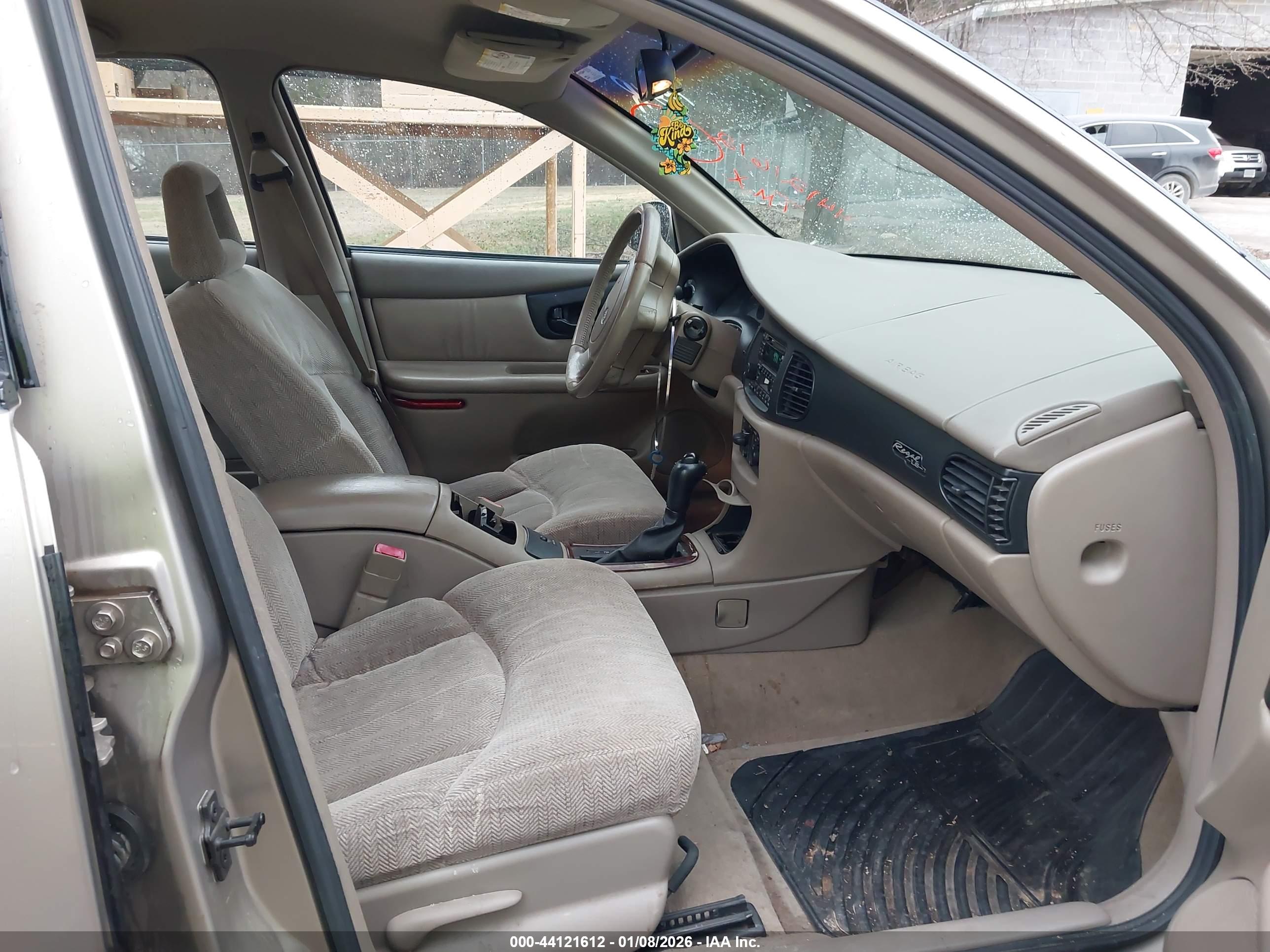BUICK REGAL image 5