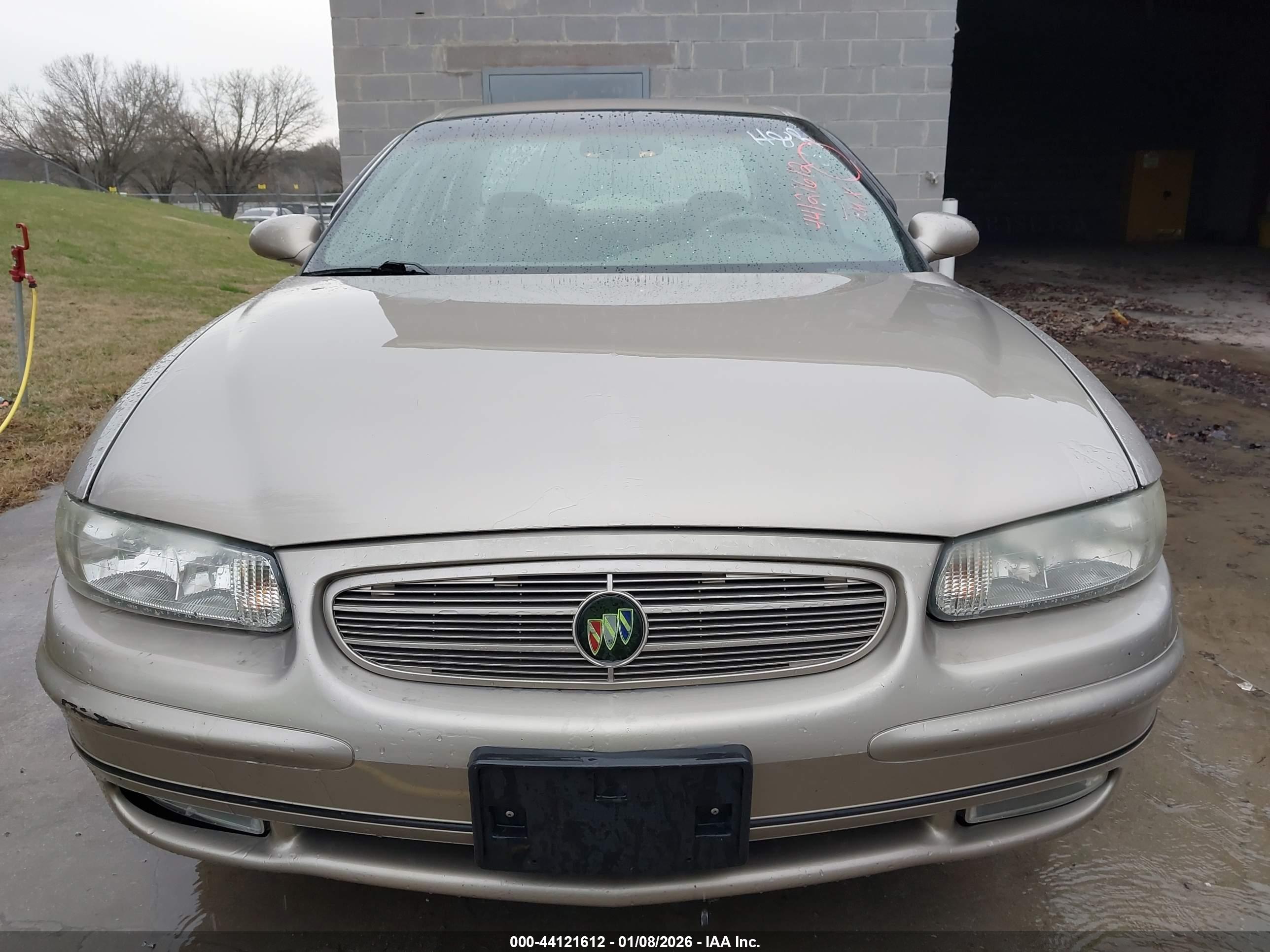 BUICK REGAL image 6