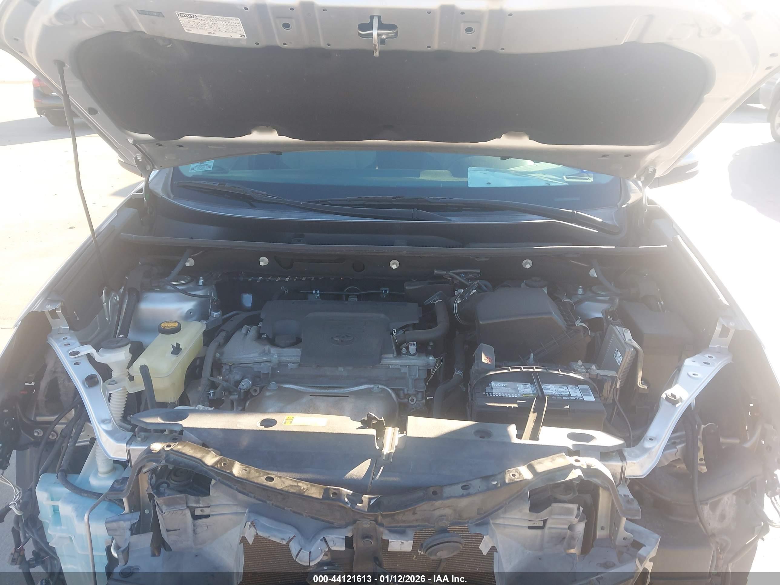 TOYOTA RAV4 image 10