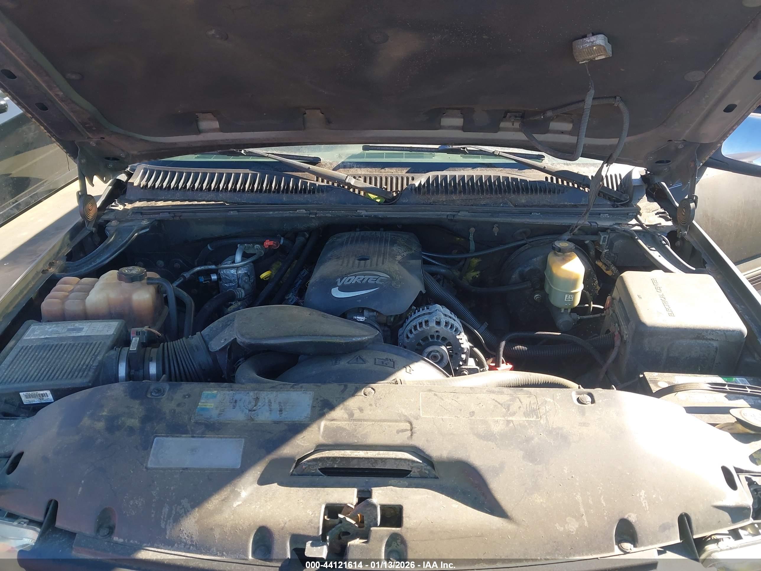 CHEVROLET SILVERADO image 10