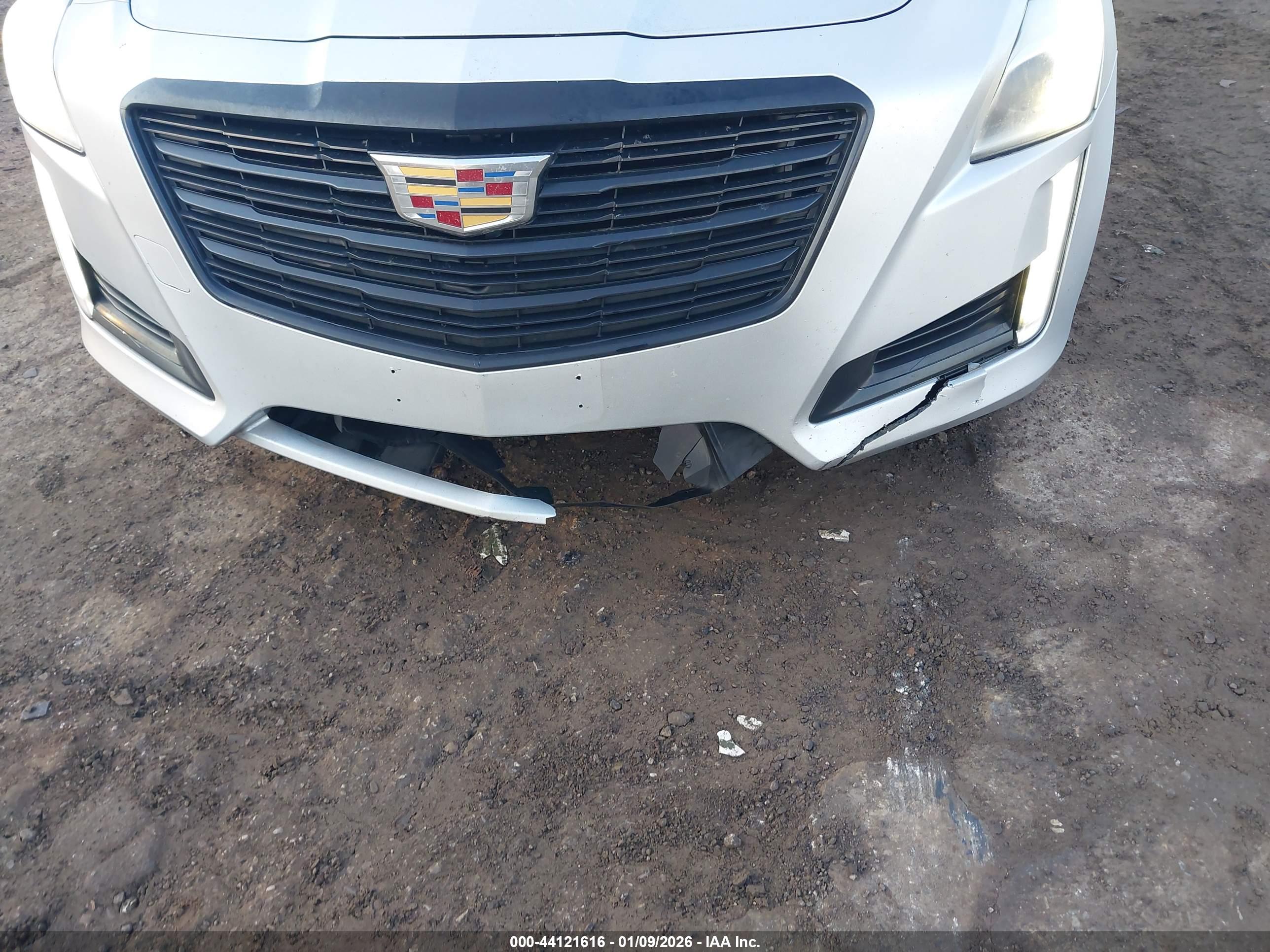 CADILLAC CTS image 6