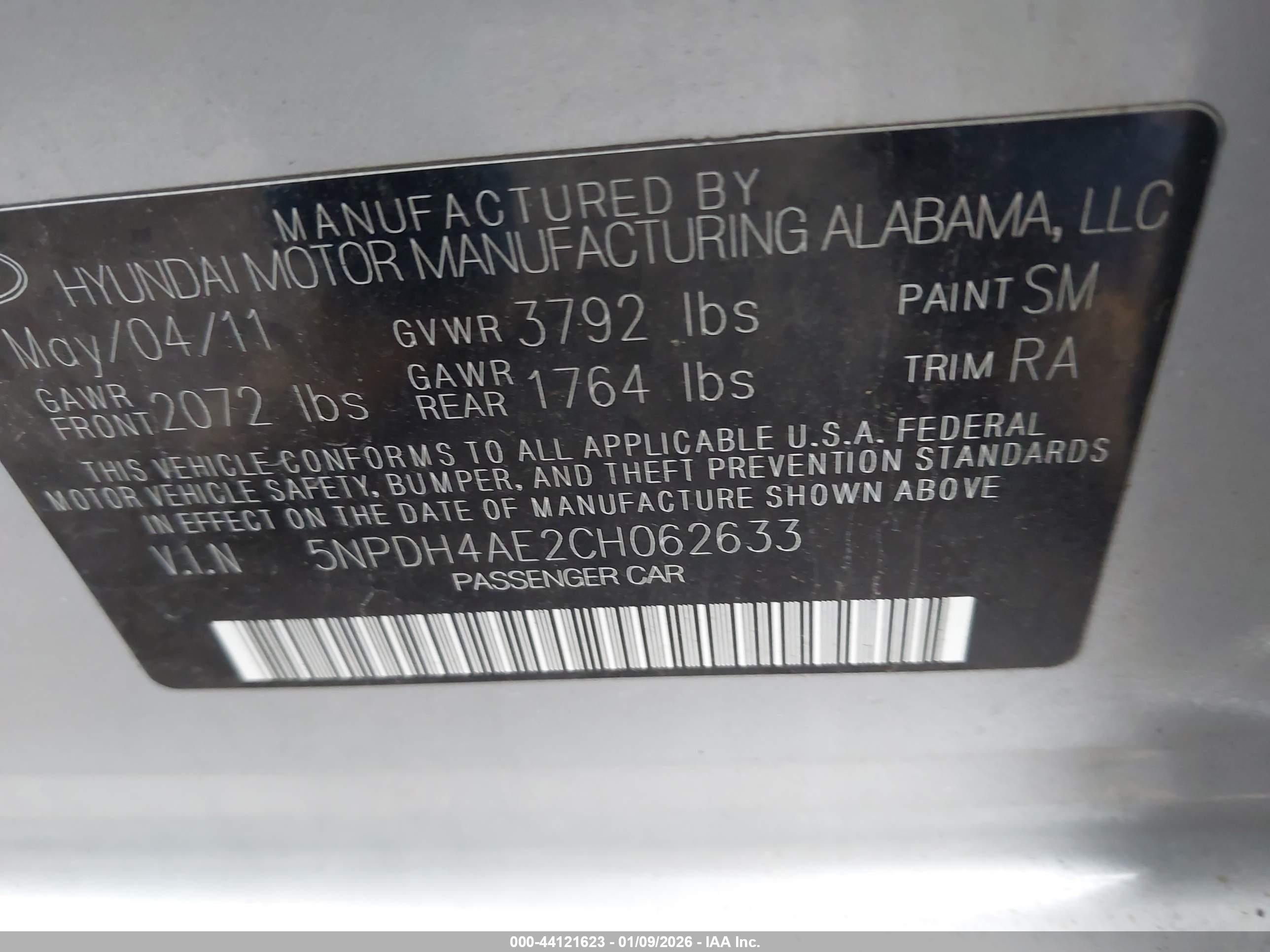 HYUNDAI ELANTRA image 9
