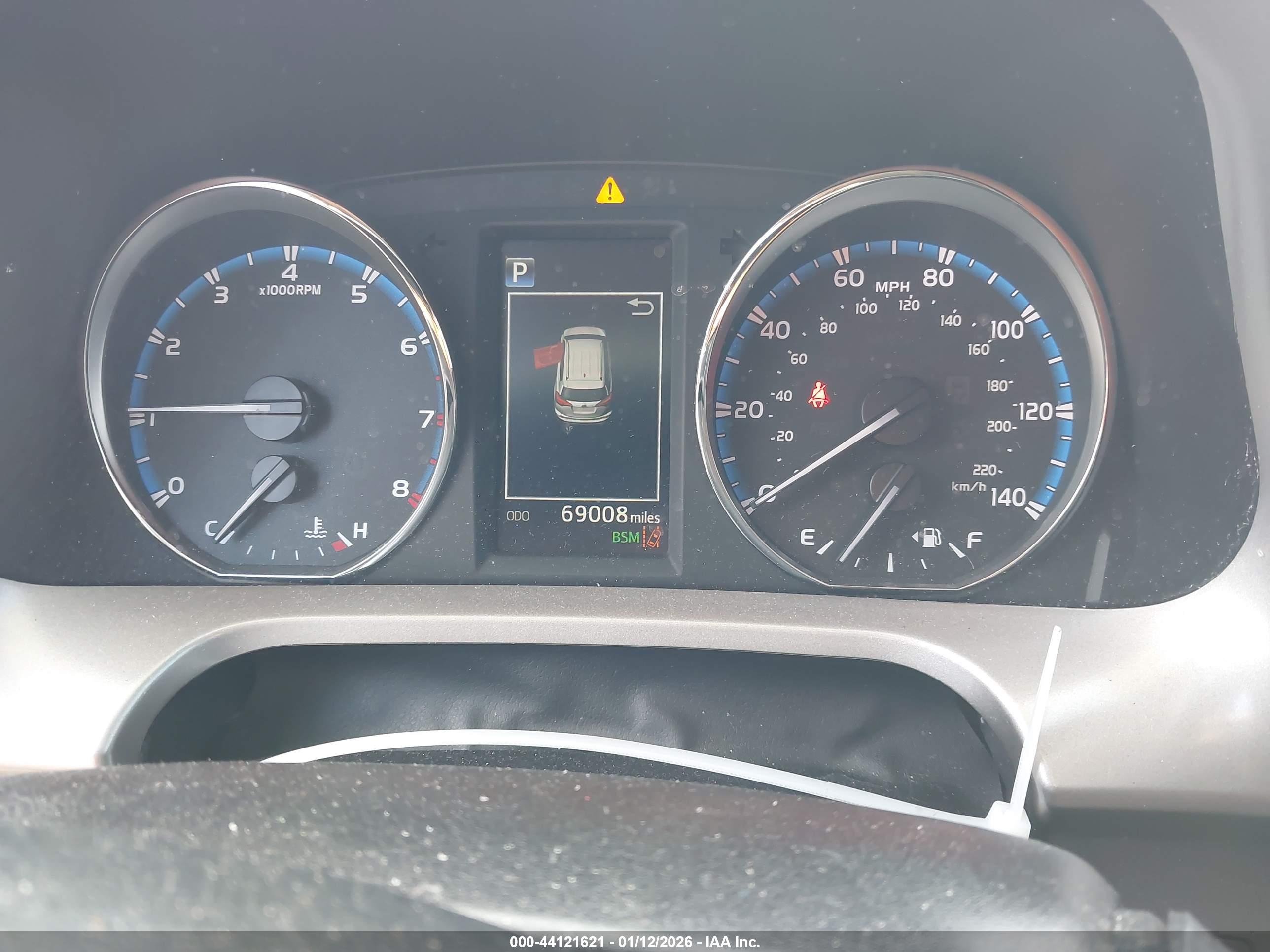 TOYOTA RAV4 image 7