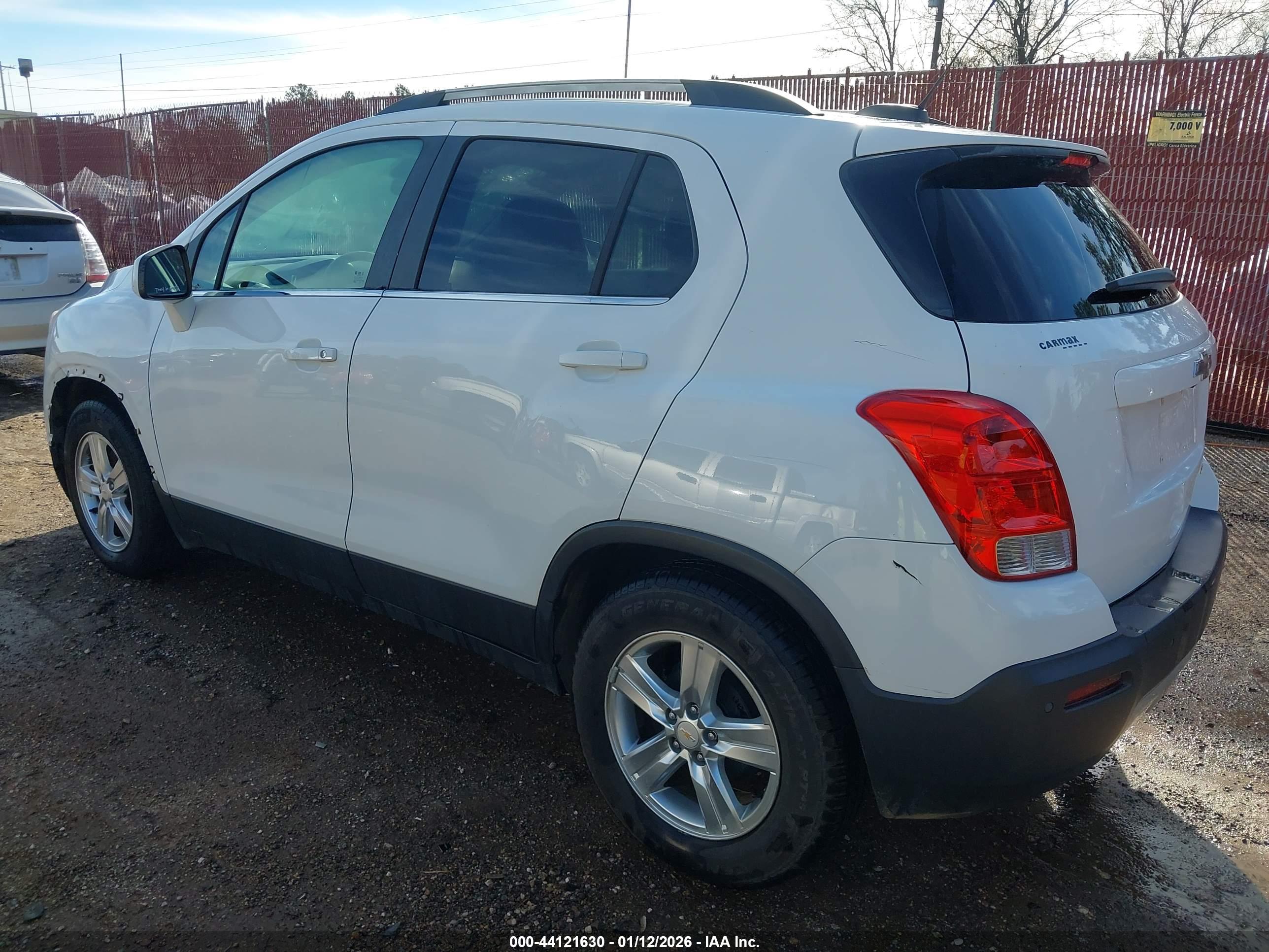 CHEVROLET TRAX image 3