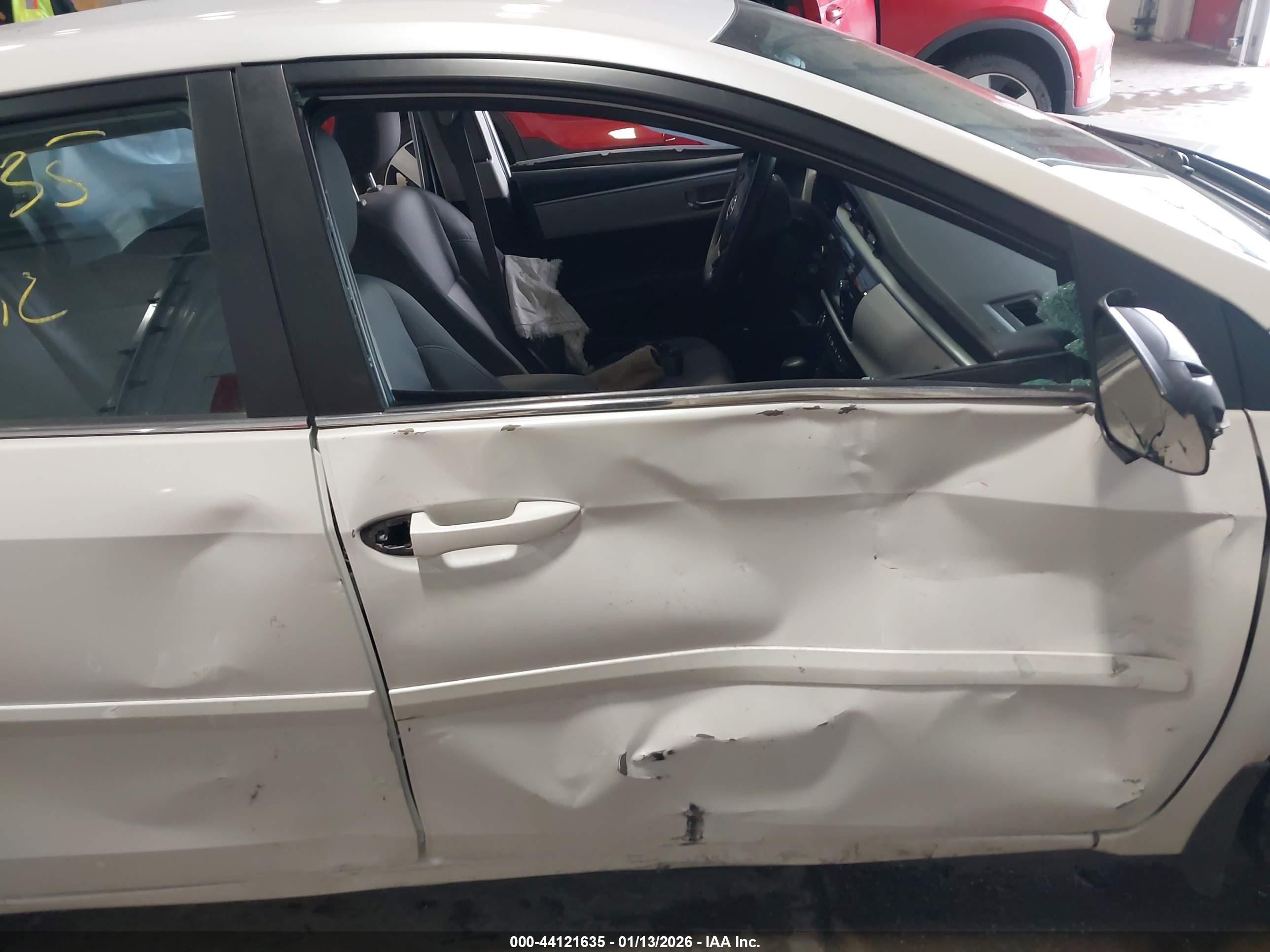 TOYOTA COROLLA image 5