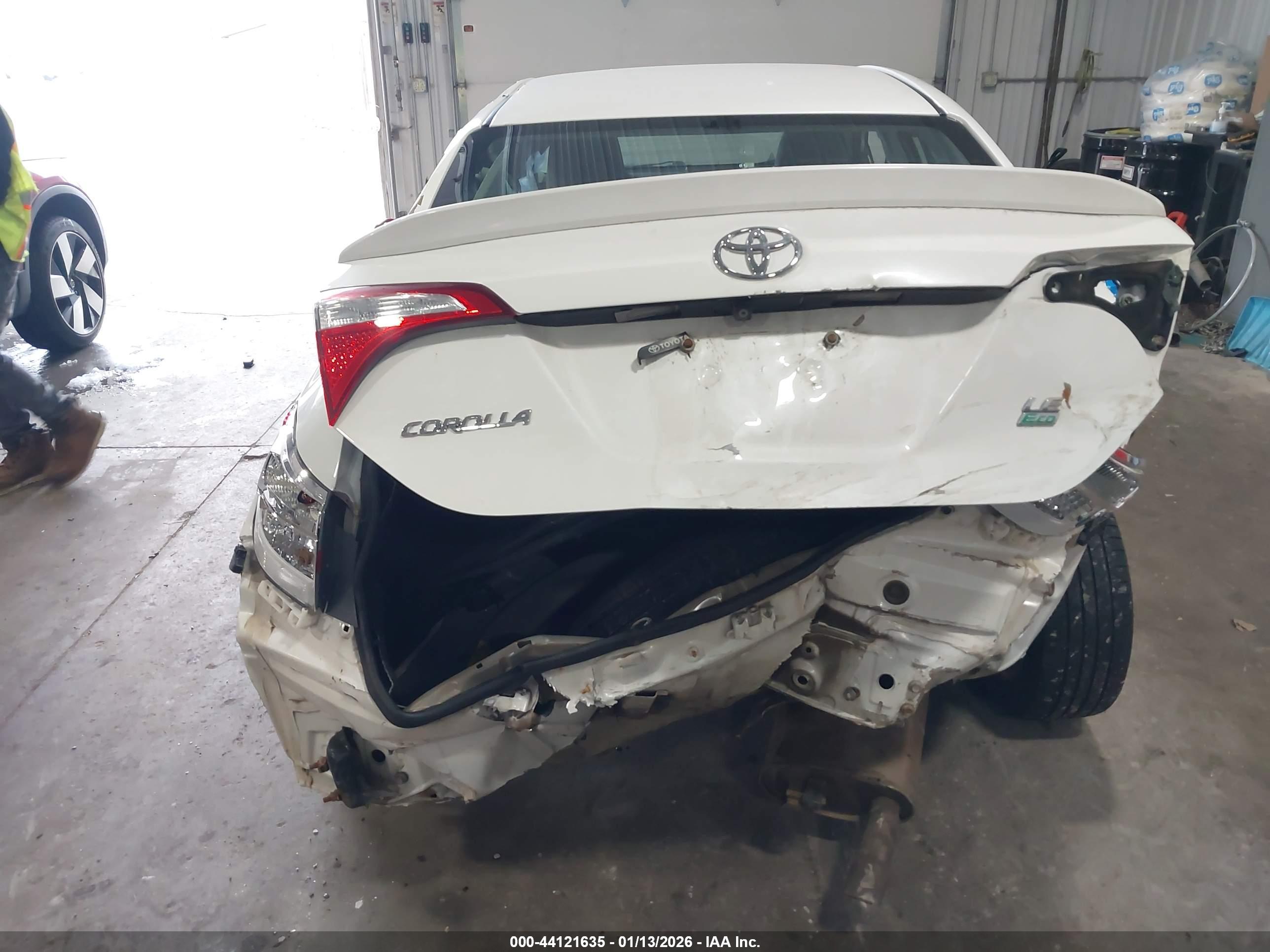 TOYOTA COROLLA image 6