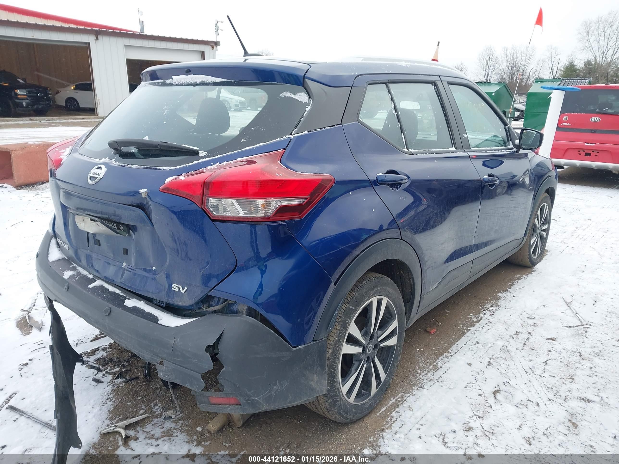NISSAN KICKS image 4