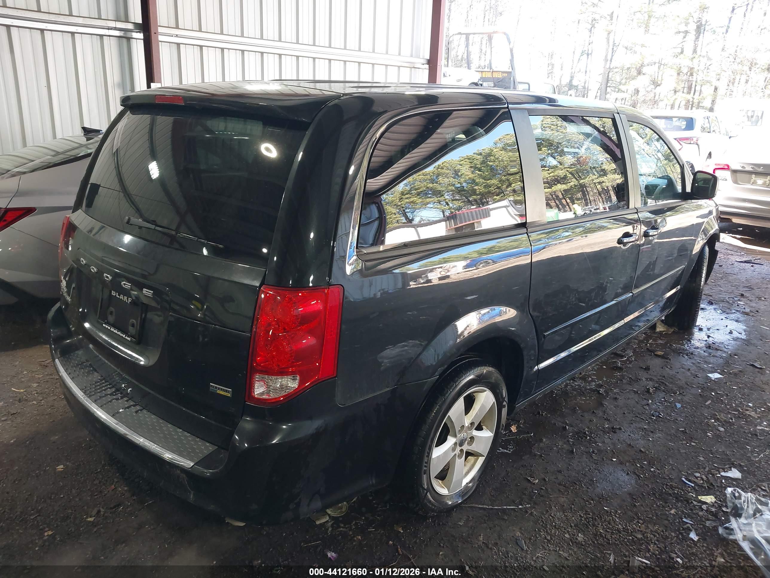 DODGE GRAND image 4