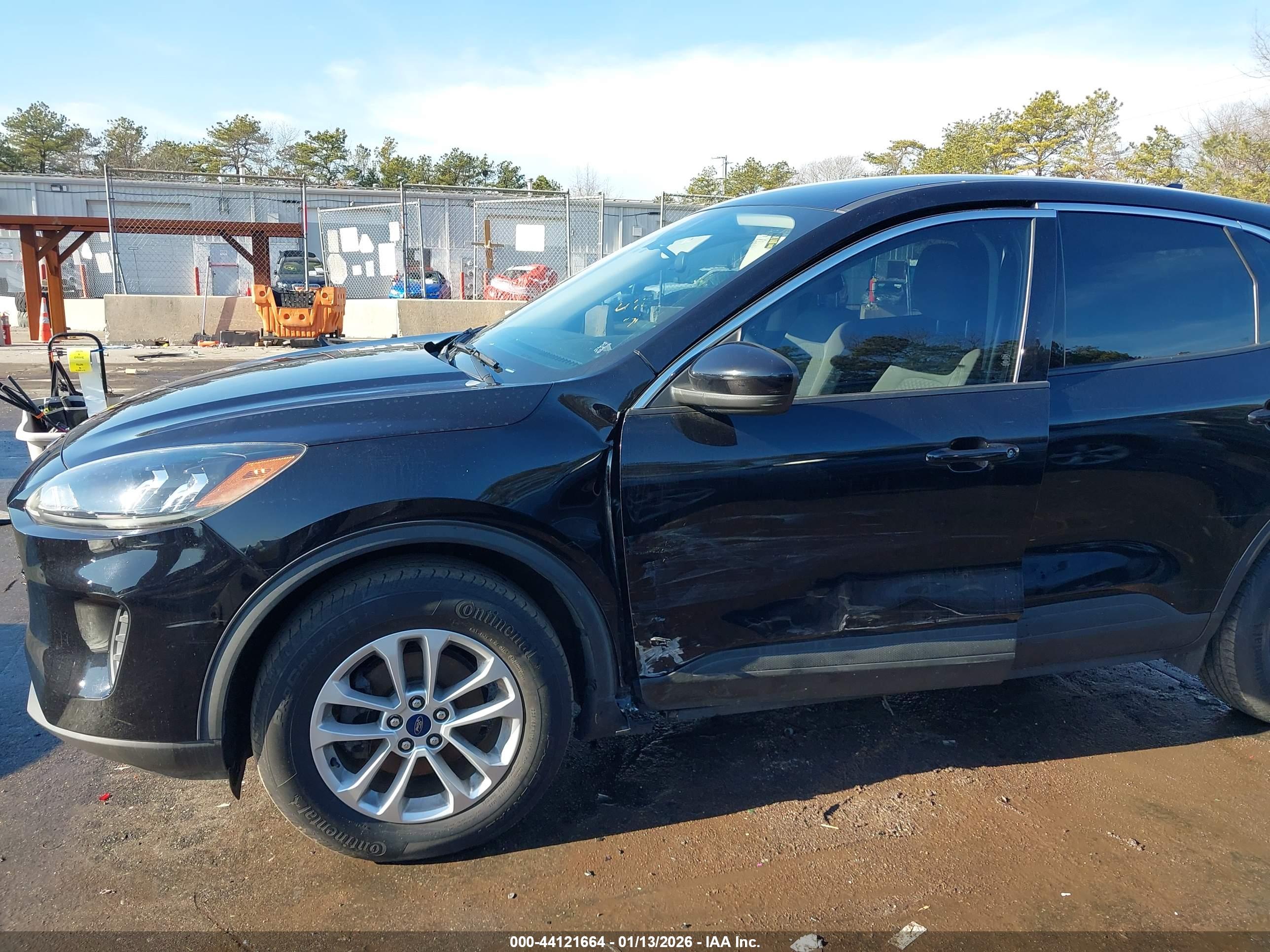 FORD ESCAPE image 6
