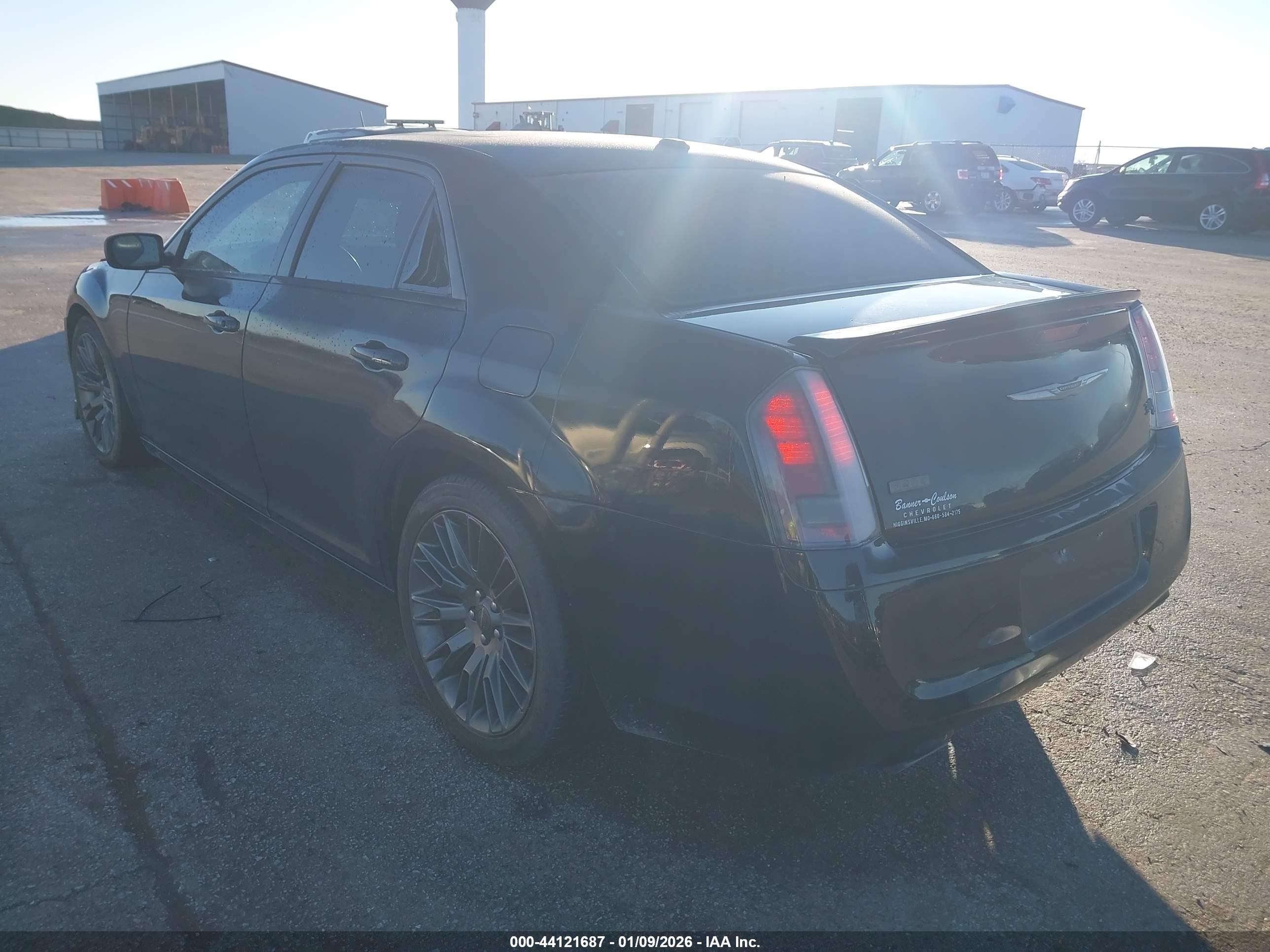 CHRYSLER 300C image 3