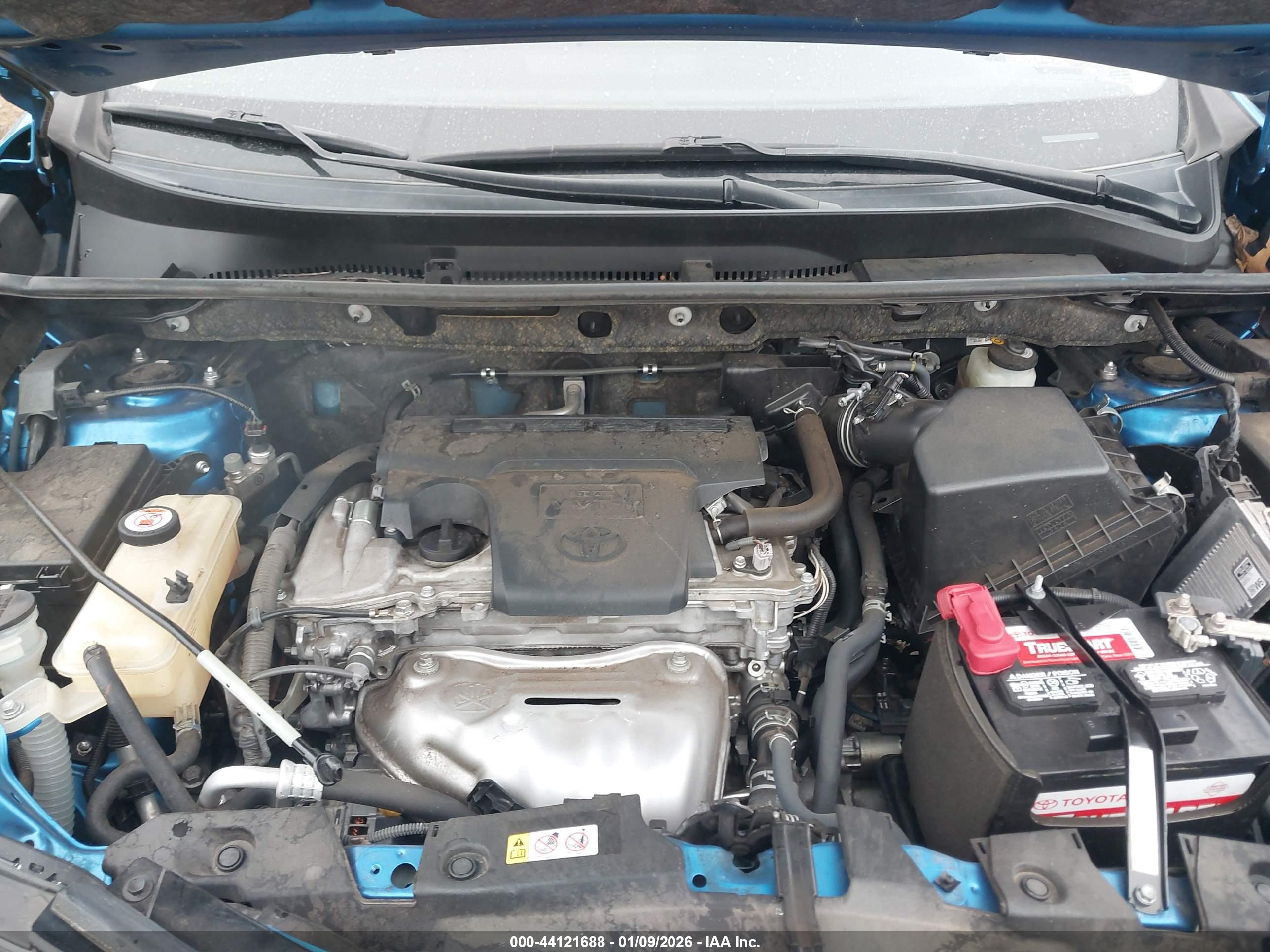 TOYOTA RAV4 image 10