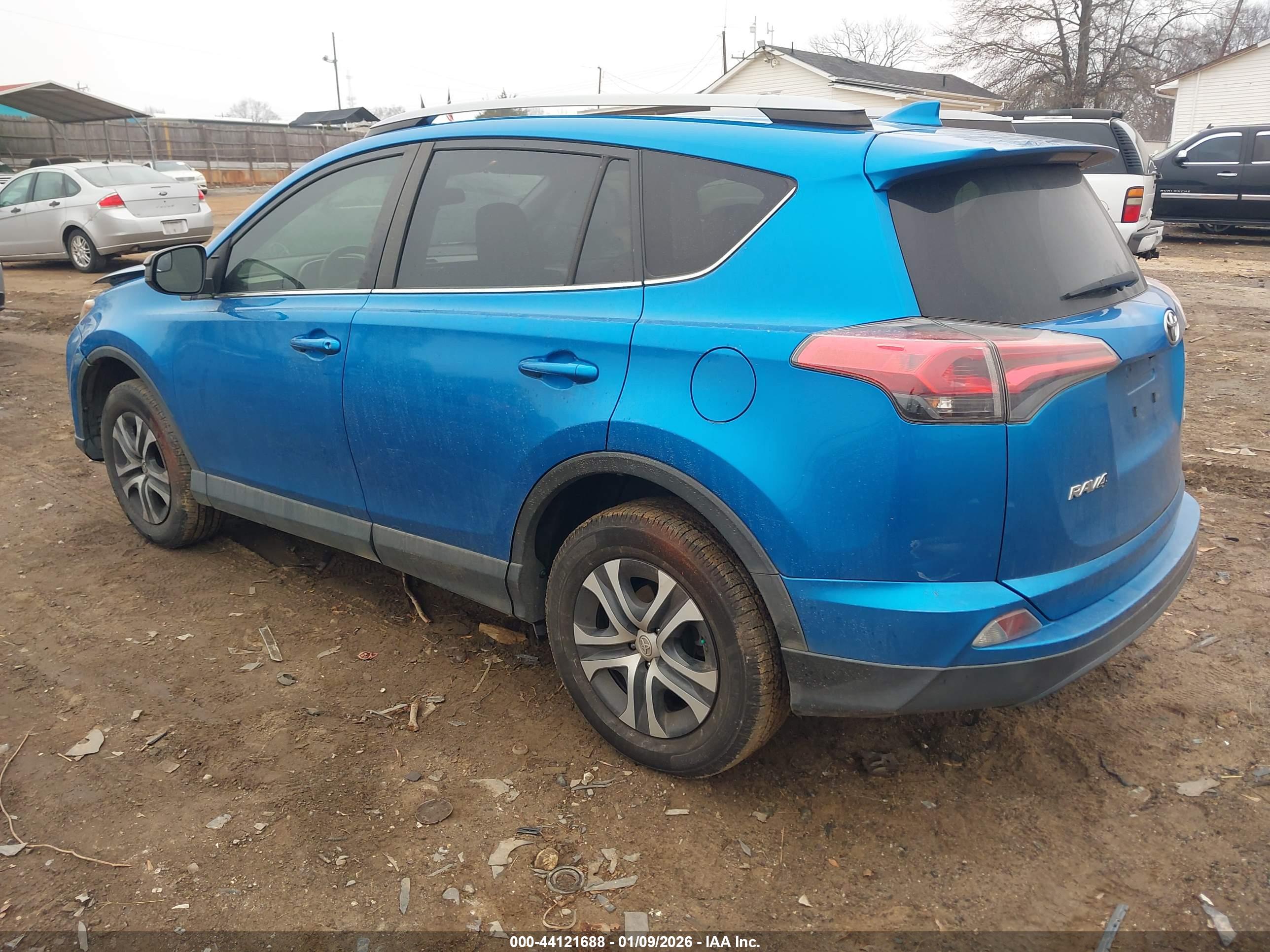 TOYOTA RAV4 image 3