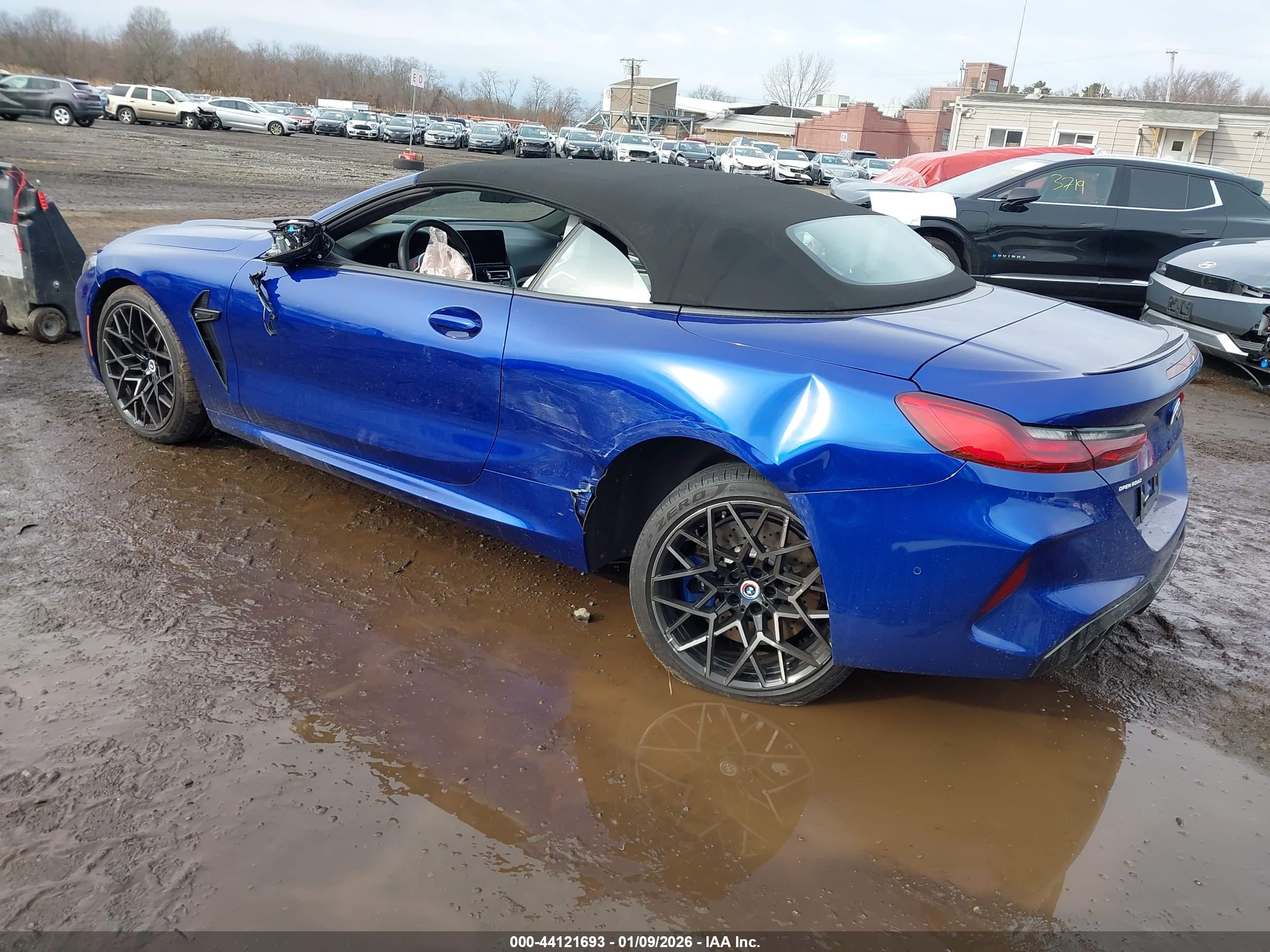 BMW M8 image 3