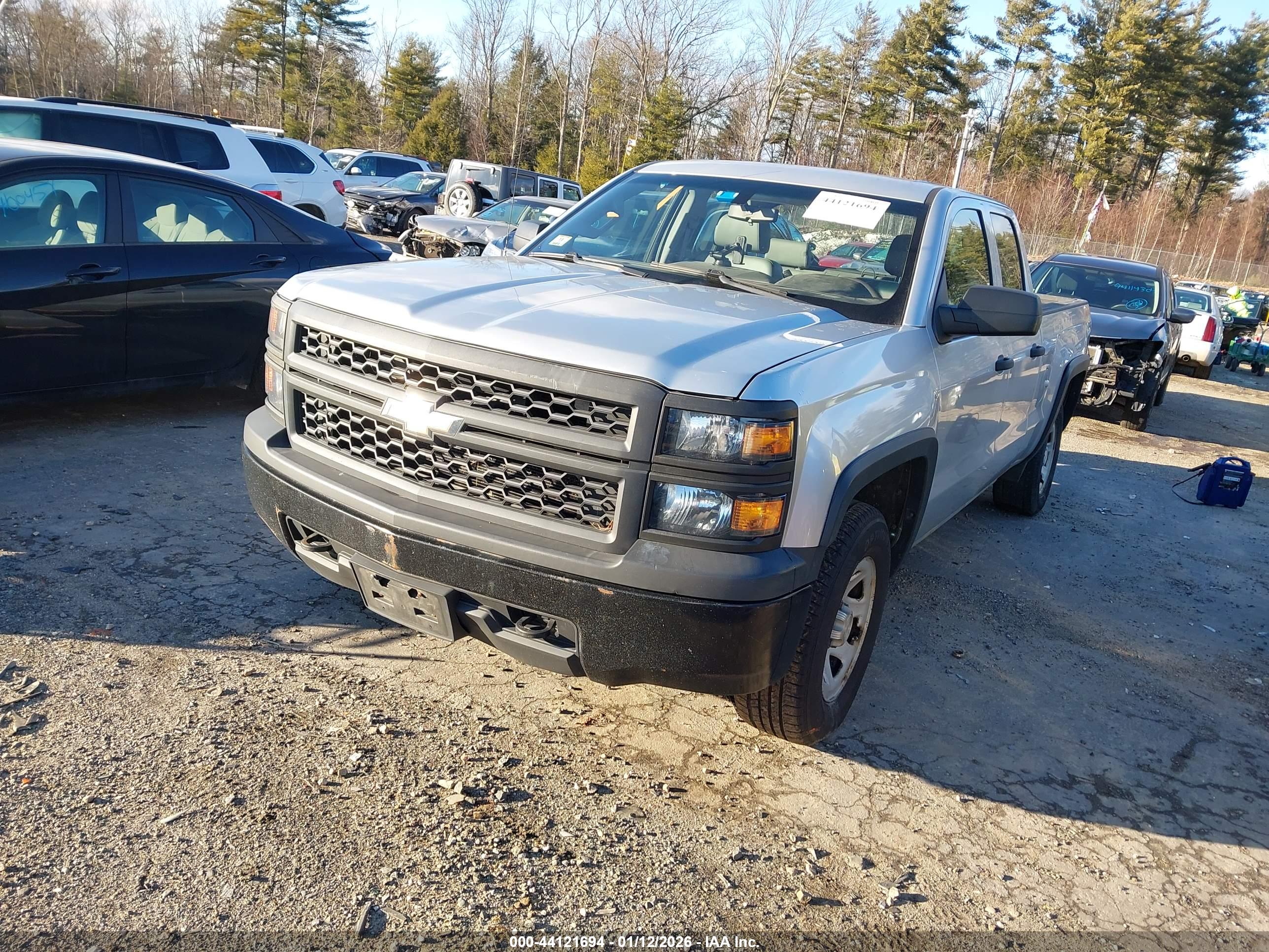 CHEVROLET SILVERADO image 2