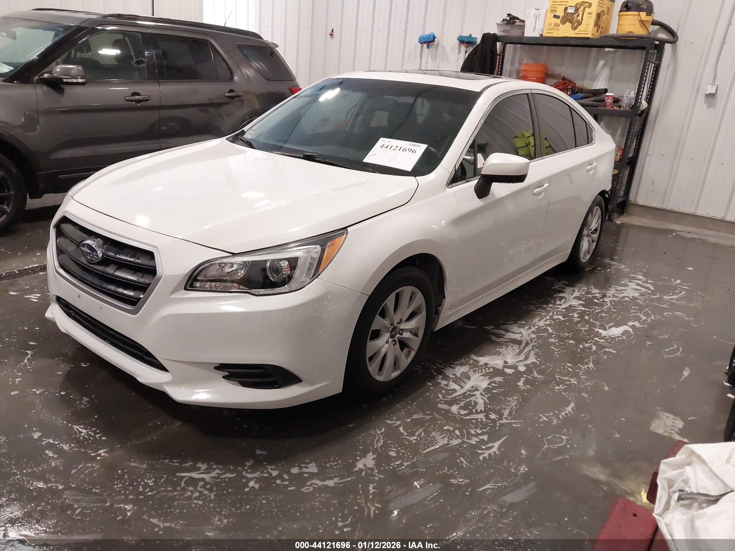 SUBARU LEGACY image 2