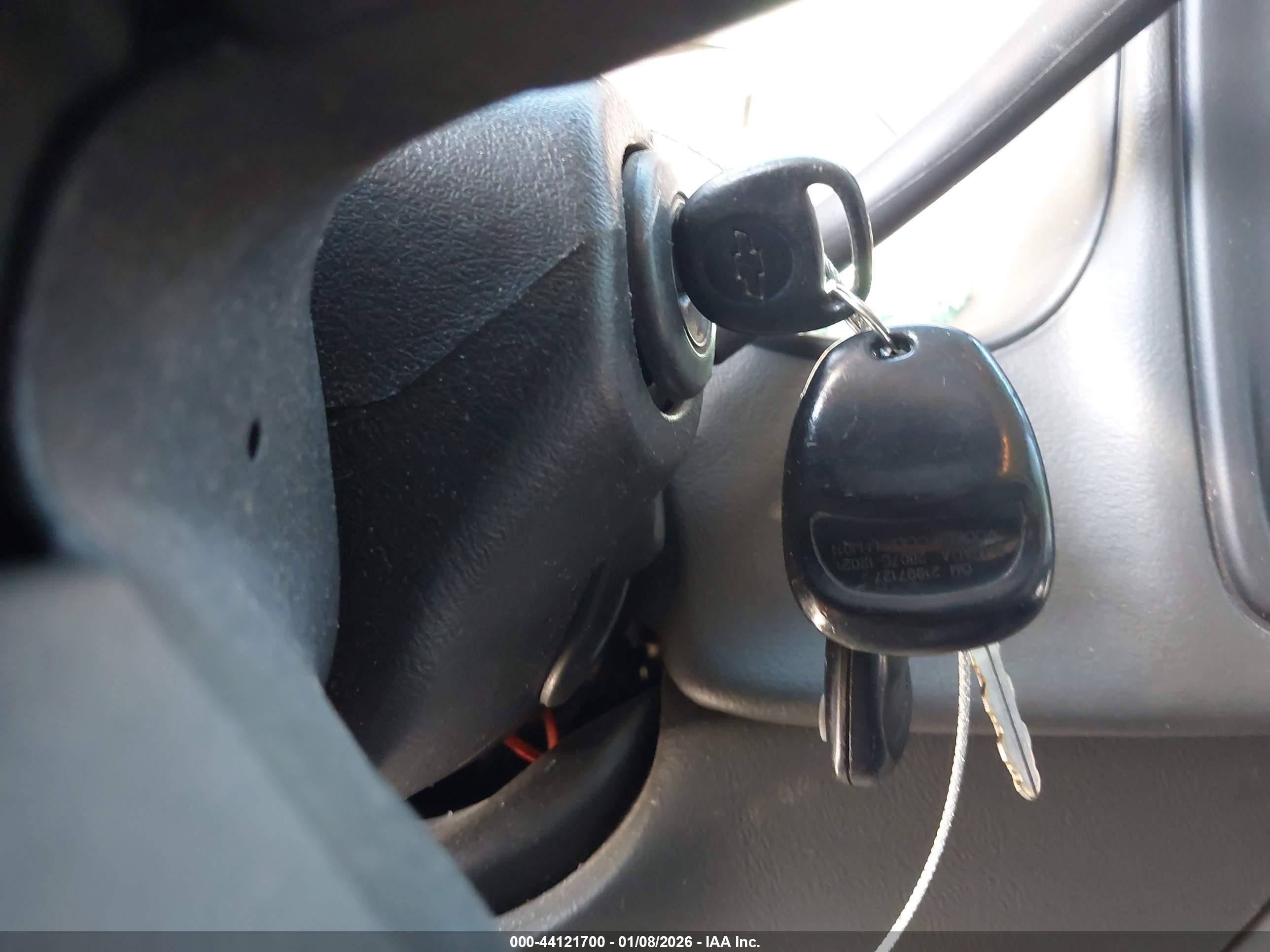 CHEVROLET AVALANCHE image 11