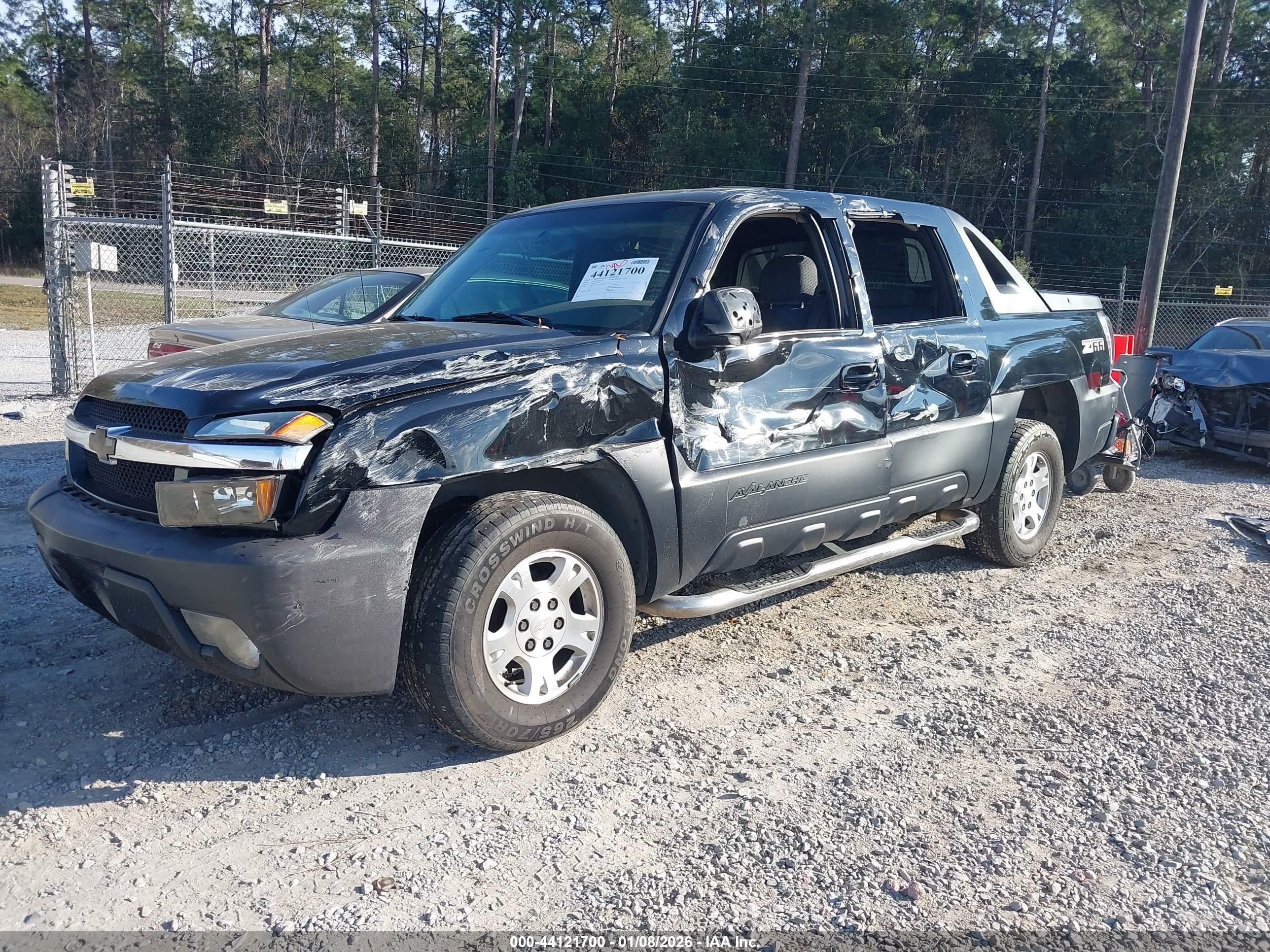 CHEVROLET AVALANCHE image 2
