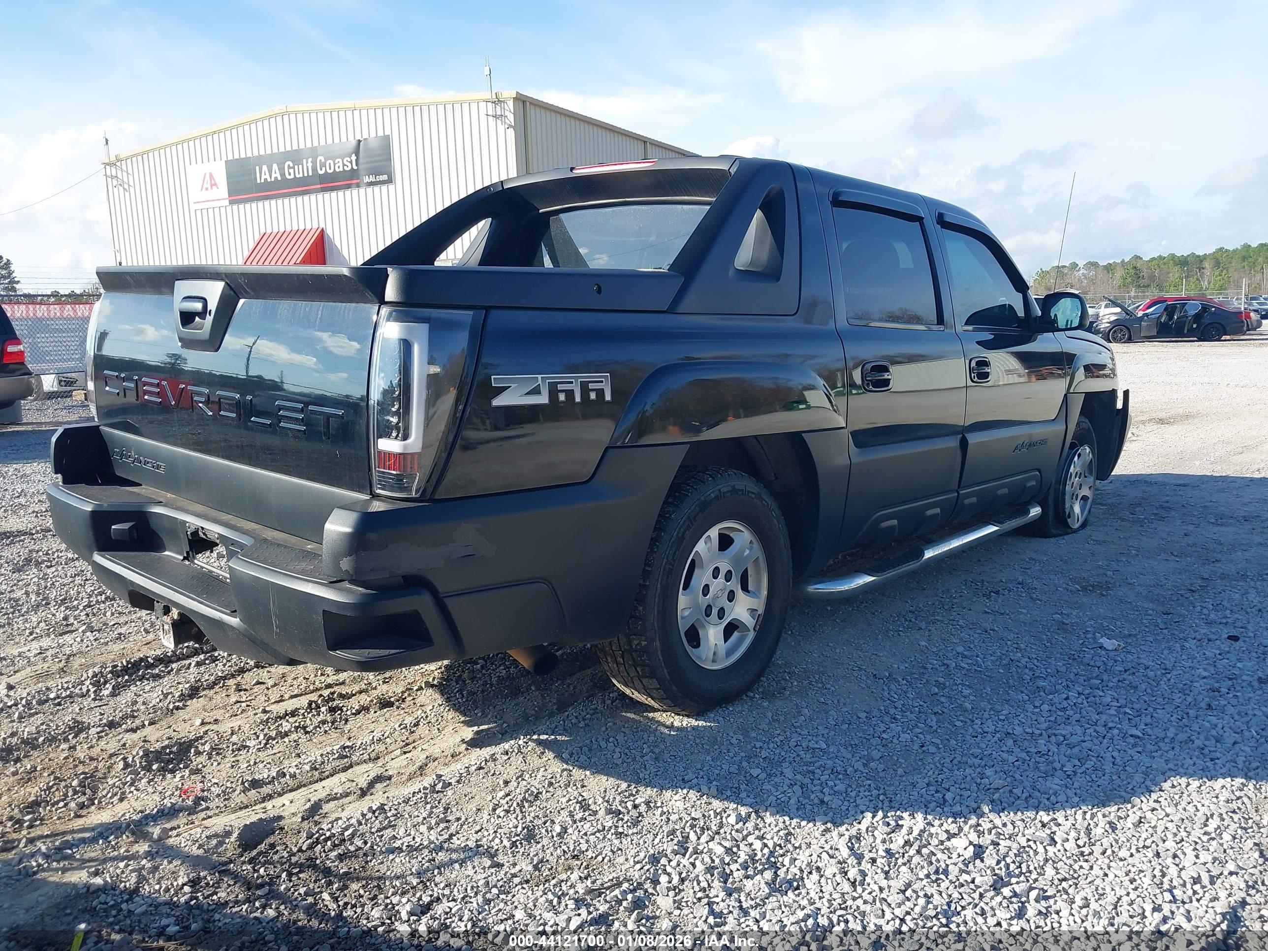 CHEVROLET AVALANCHE image 4