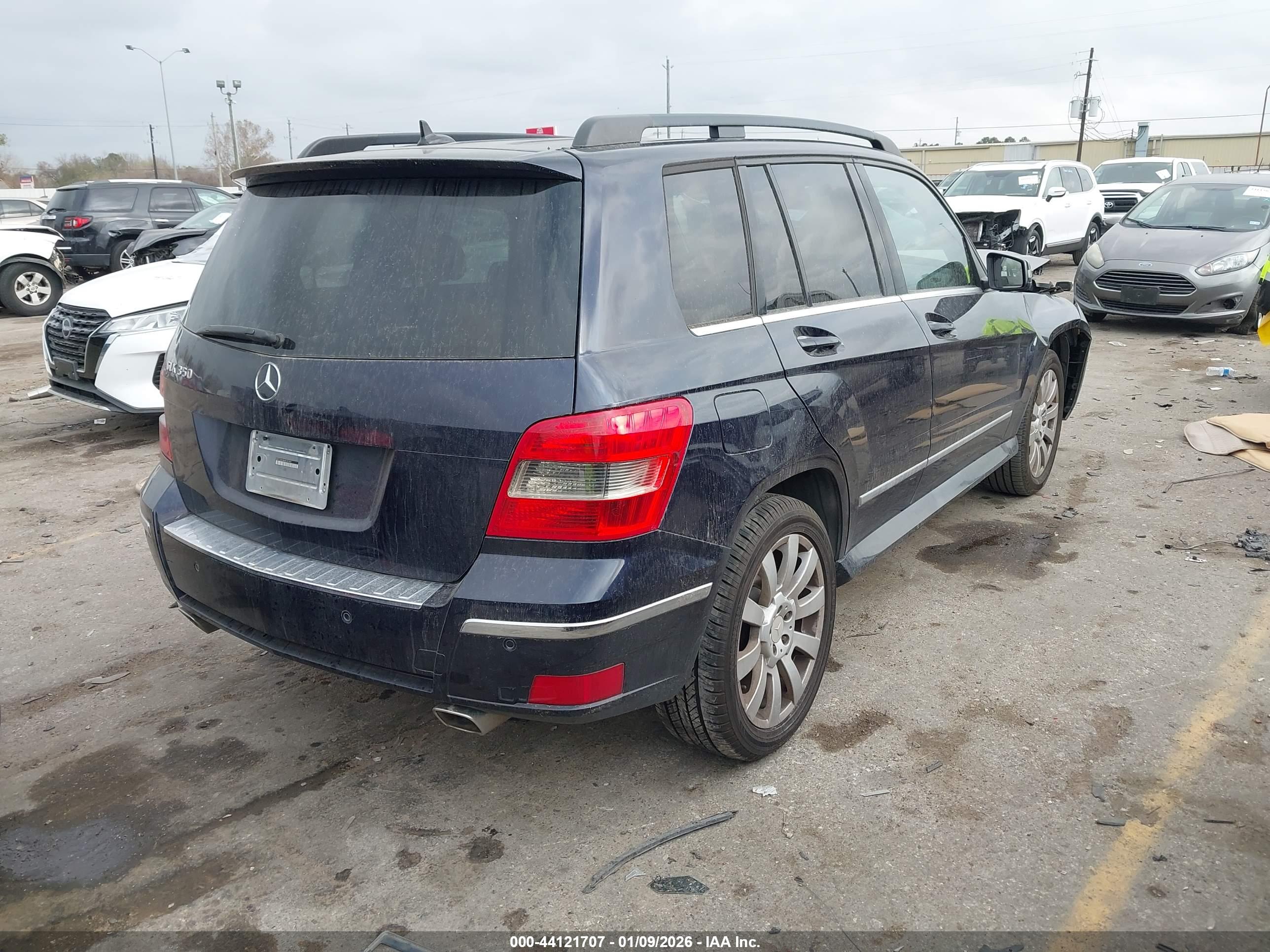MERCEDES-BENZ GLK image 4